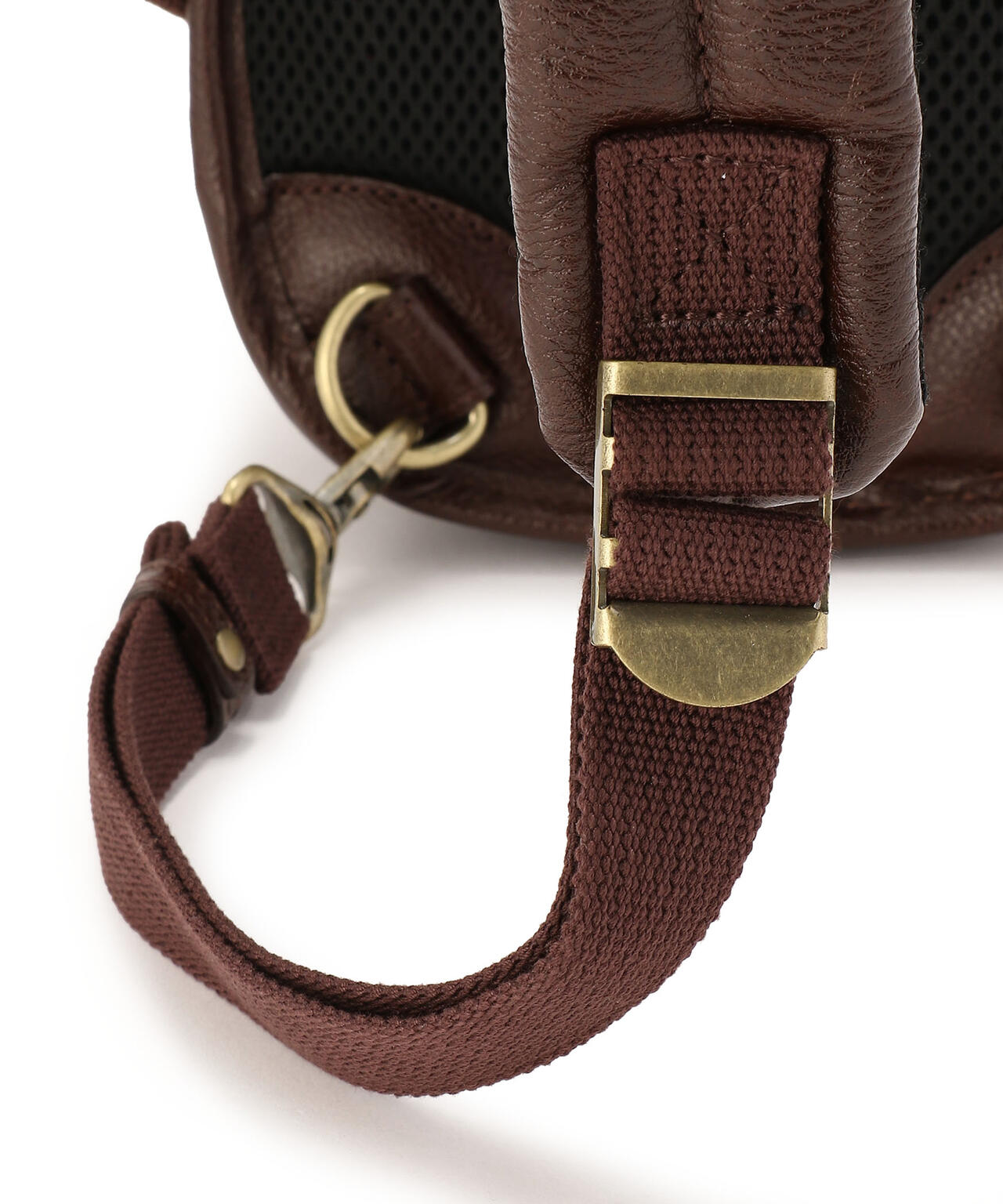 BULTO ONE SHOULDER  / AVX5611