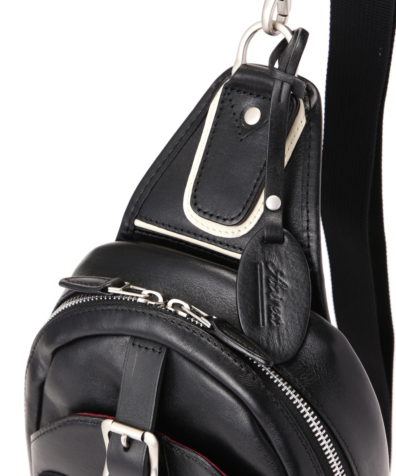 VARSITY LEATHER ONE SHOULDER BAG / AVX5629