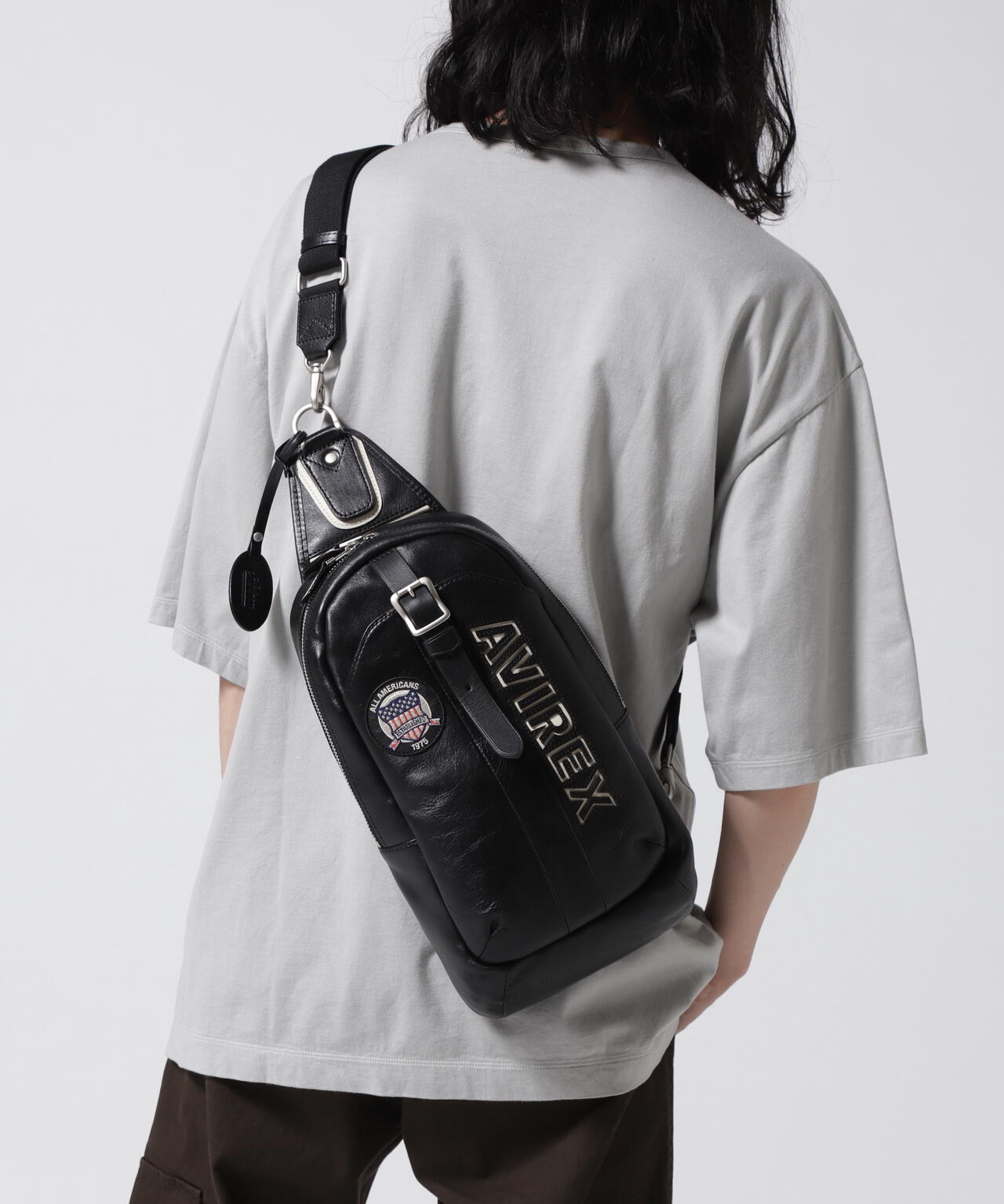 VARSITY LEATHER ONE SHOULDER BAG / AVX5629