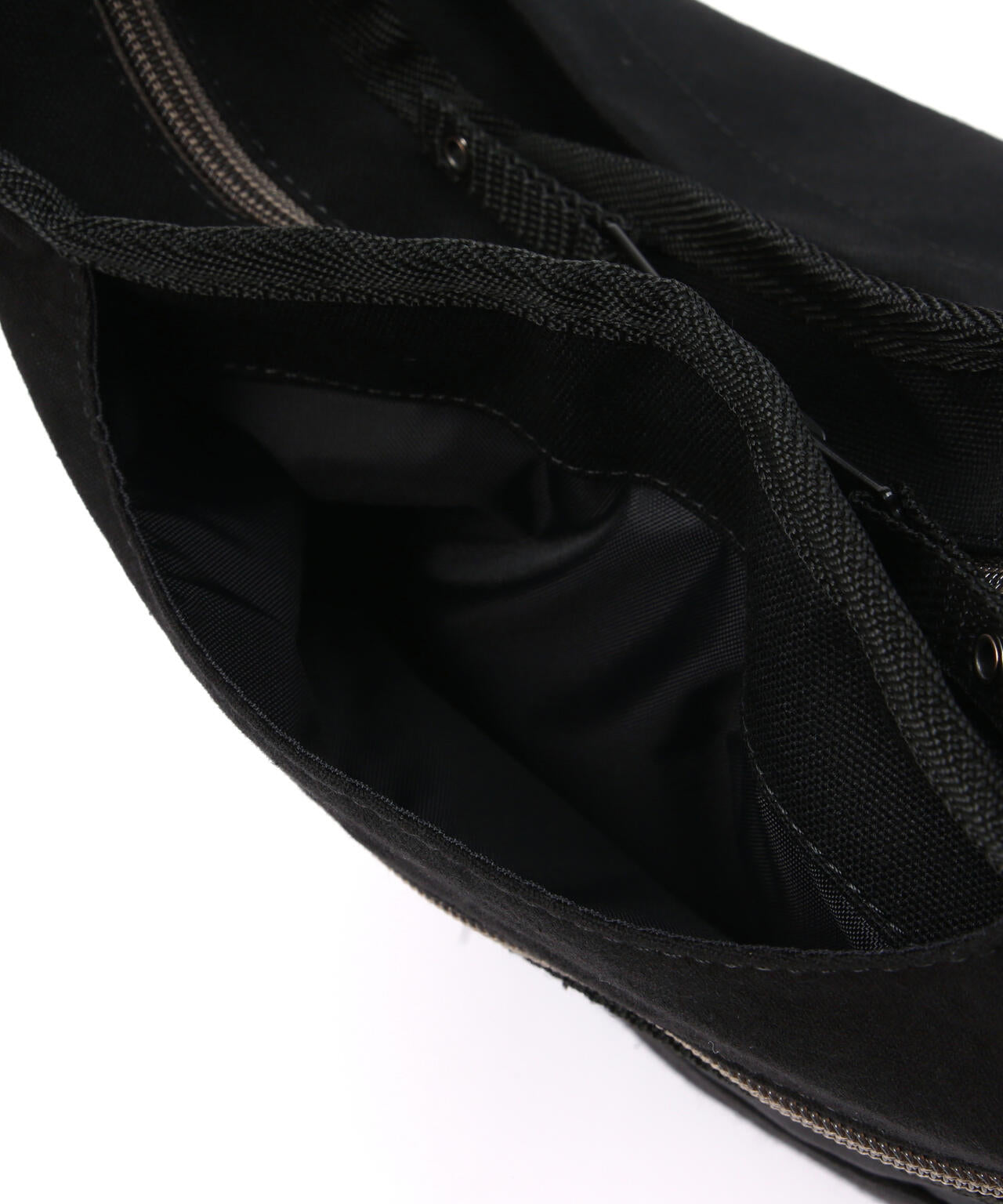 TOP GUN 3 SHOULDER BAG