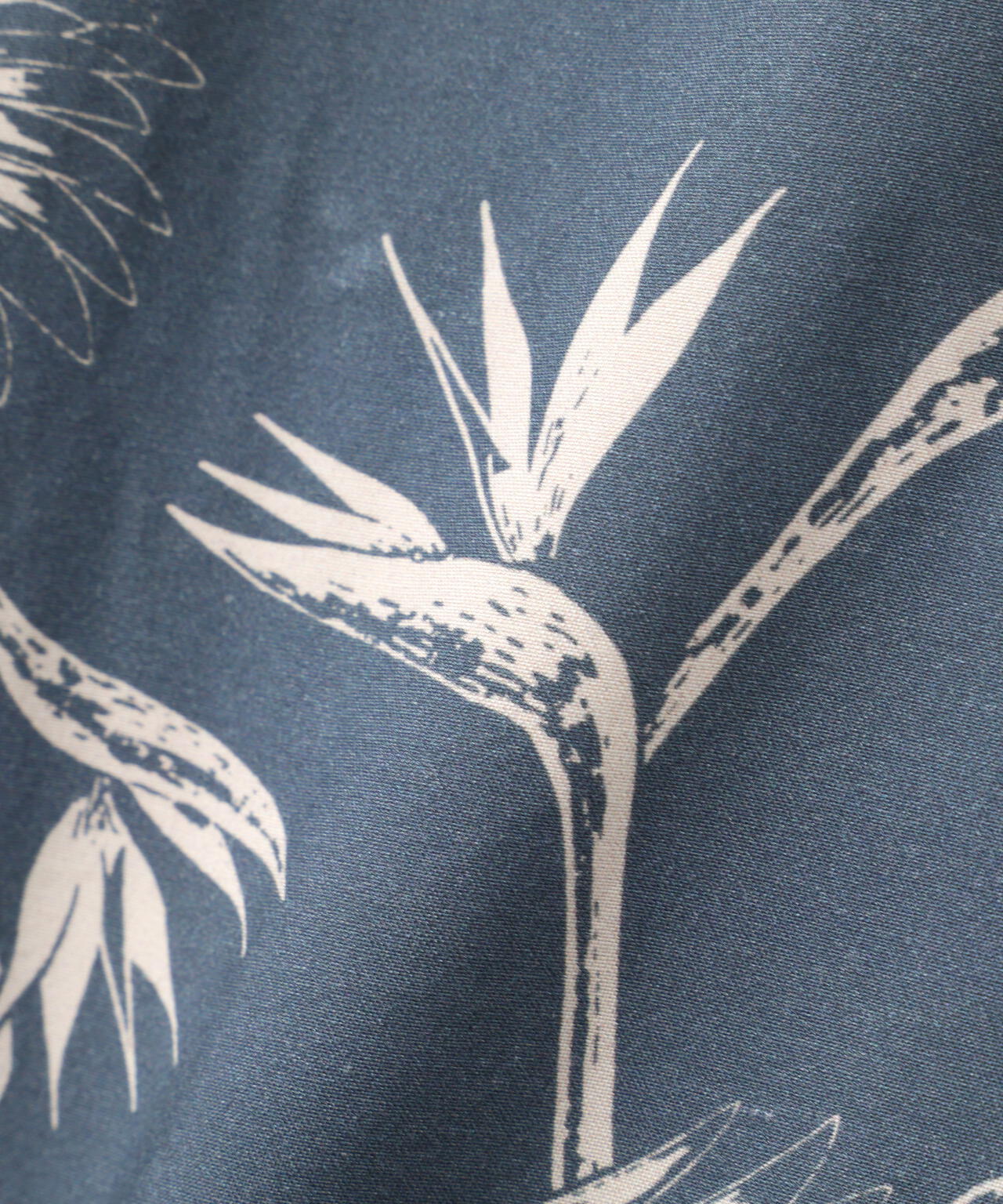ALOHA SHIRT ”BIRD OF PARADISE FLOWER”
