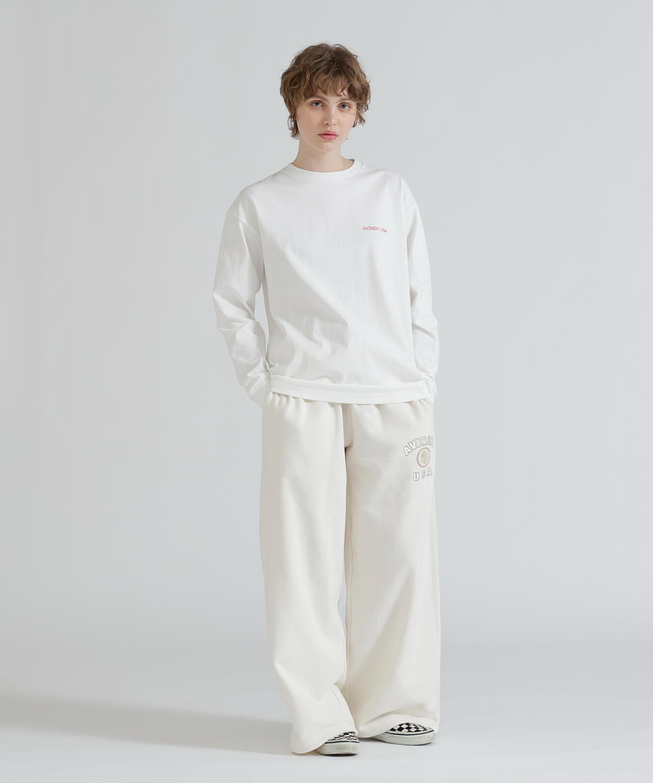 《WOMAN》RANDOM LOGO TOMCAT T-SHIRT