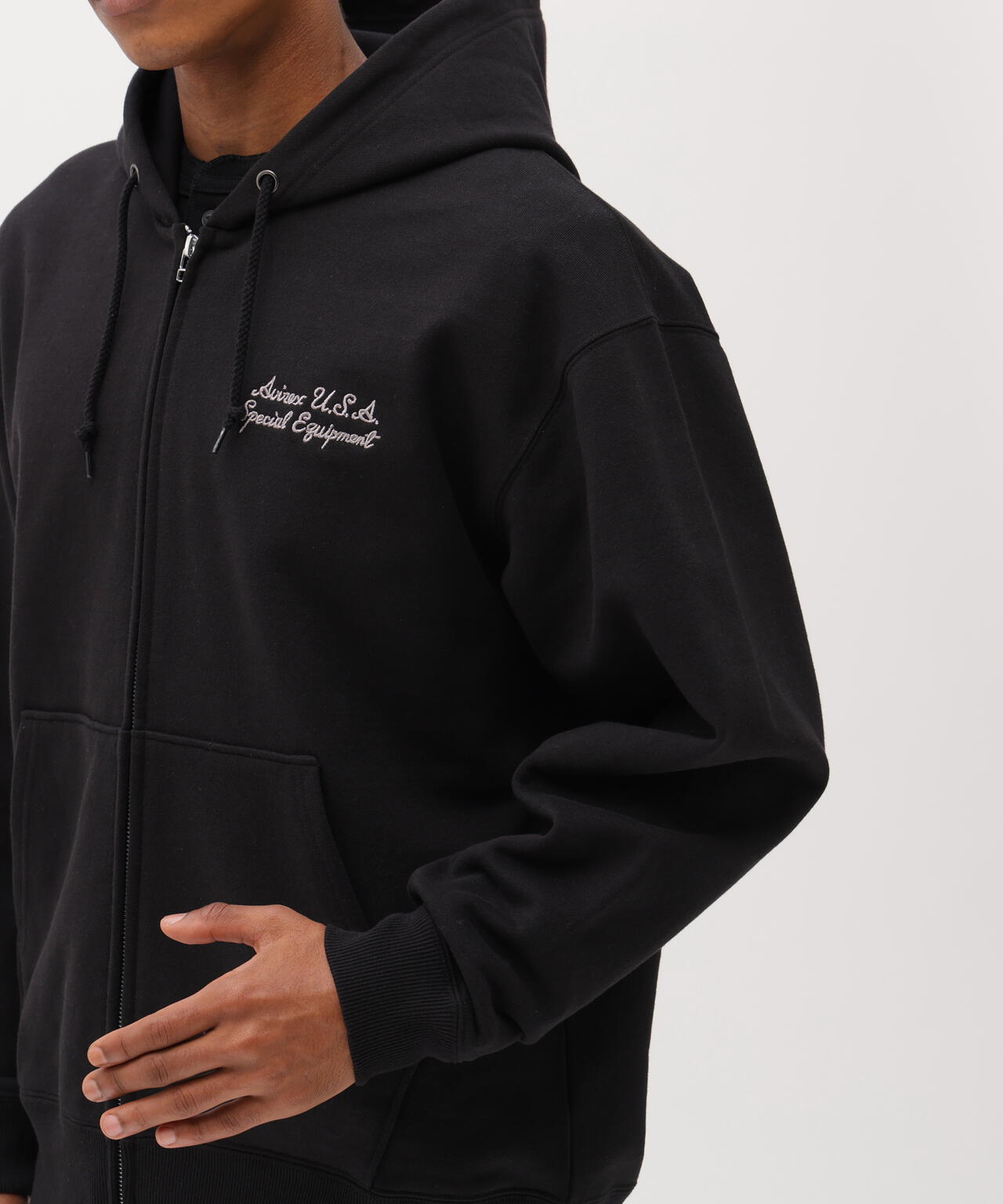 《直営店限定》VARSITY FLAG ZIP PARKA