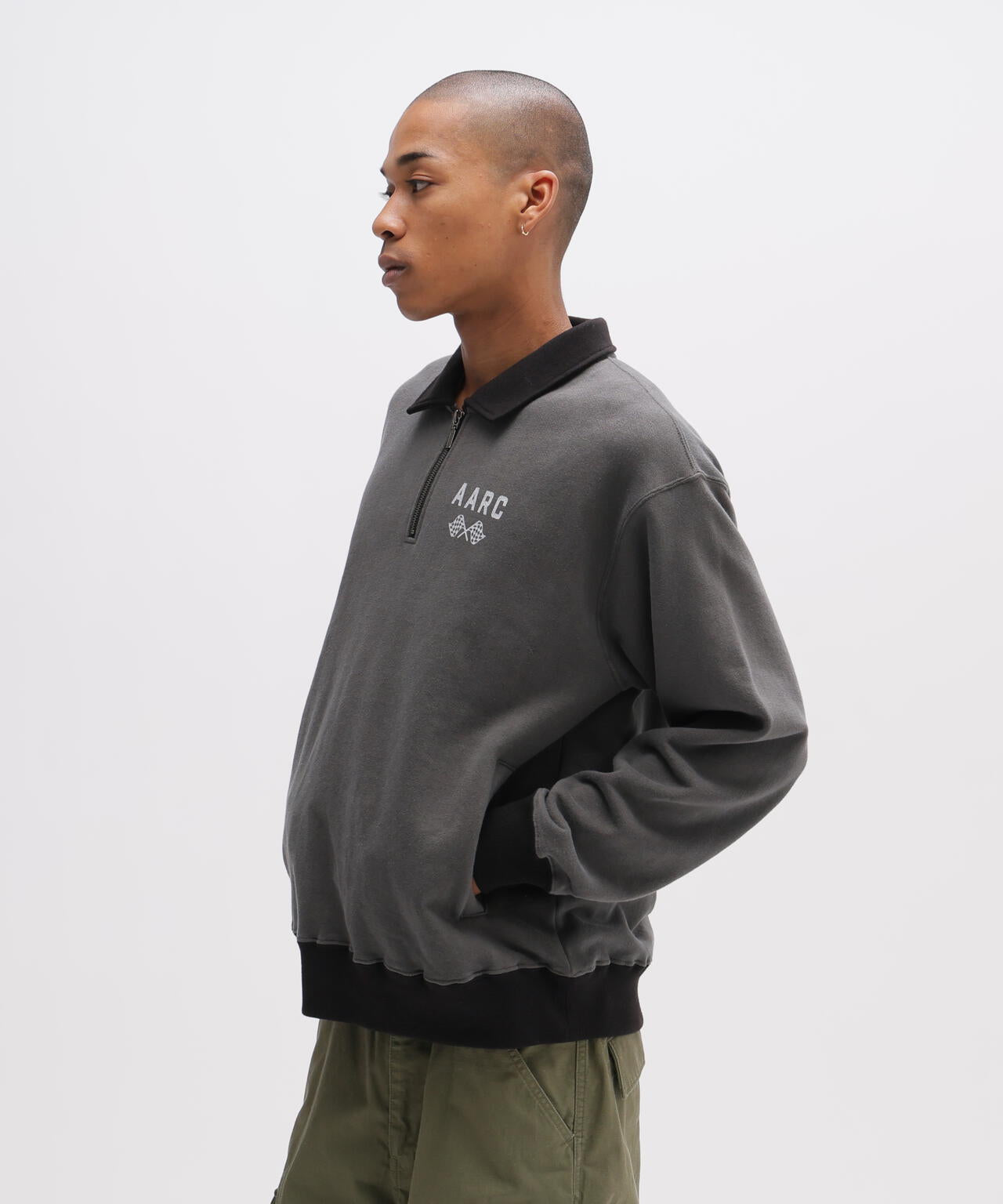 《A.A.R.C》HALF ZIP SWEAT