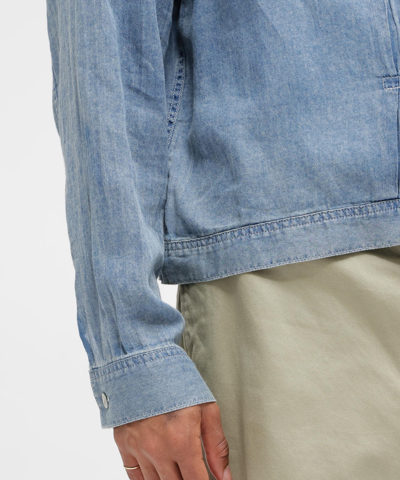 WIND THROUGH DENIM JAKET