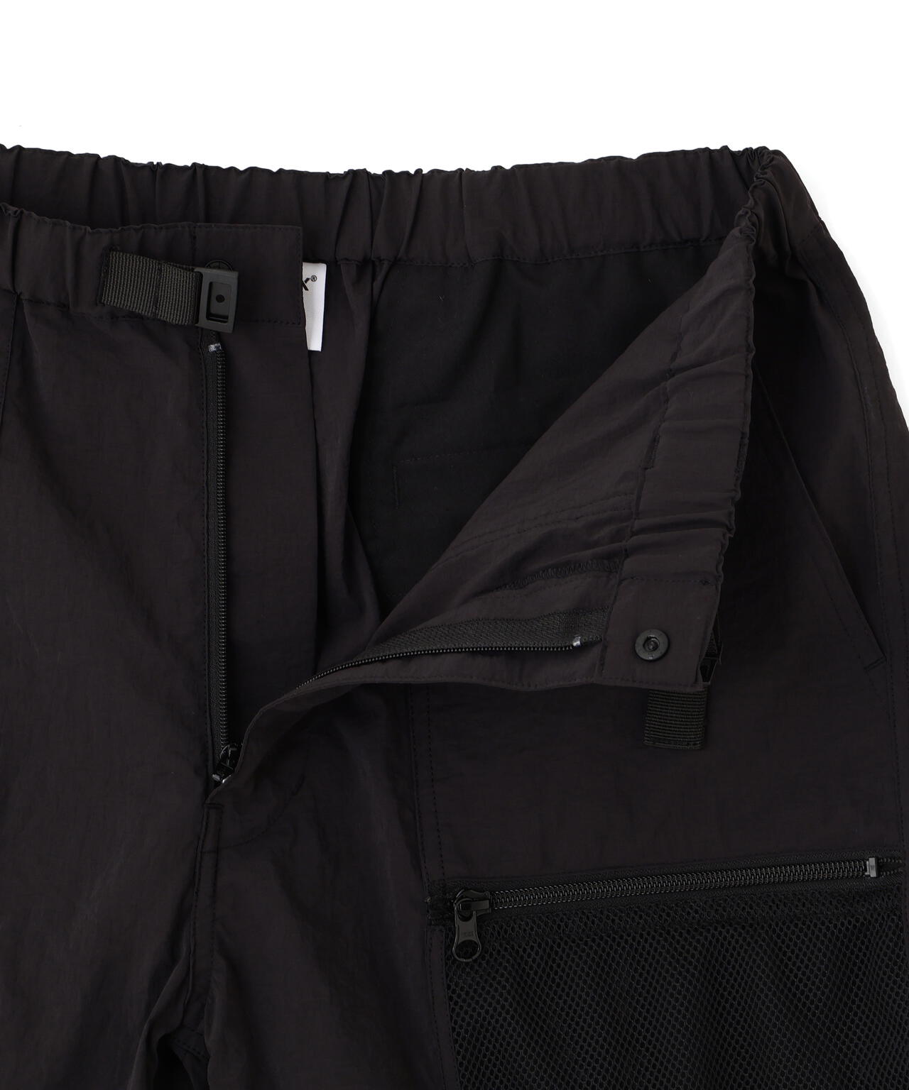 《URBAN GEAR》HEAT SHIELD MESH POCKET NYLON SHORTS