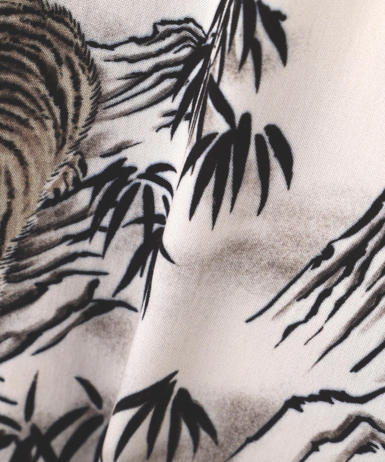 ALOHA SHIRT”TIGER & BAMBOO”