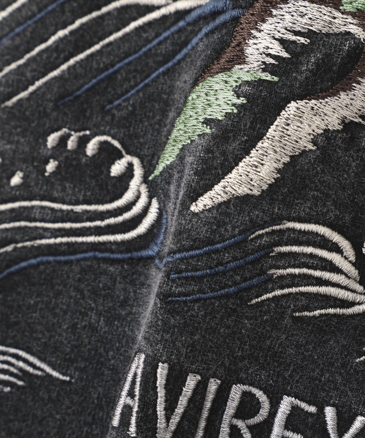 《NAVAL COLLECTION》SOUVENIR EMBROIDERY LONG SLEEVE T-SHIRT