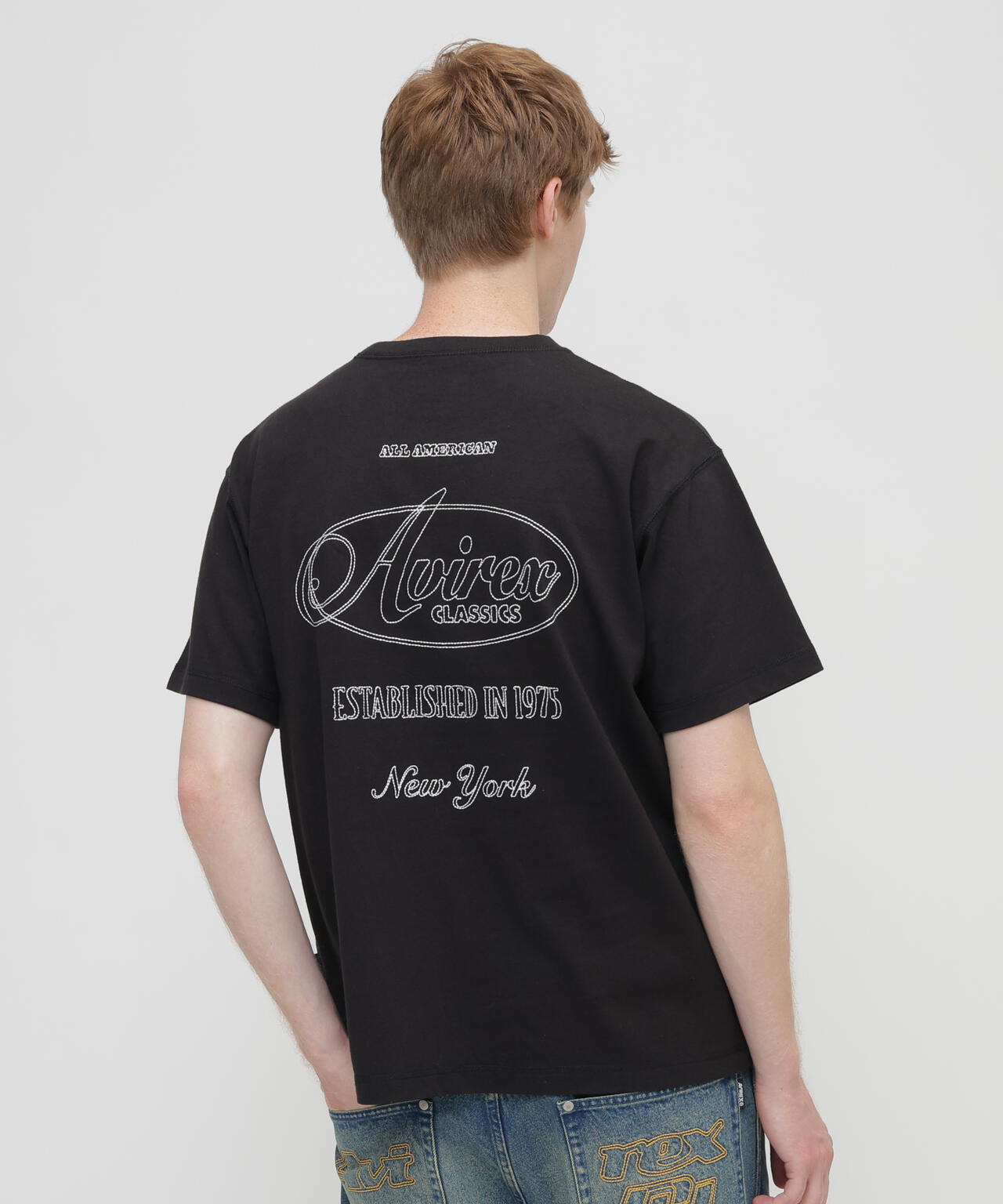 STITCH EMBROIDERY LOGO T-SHIRT