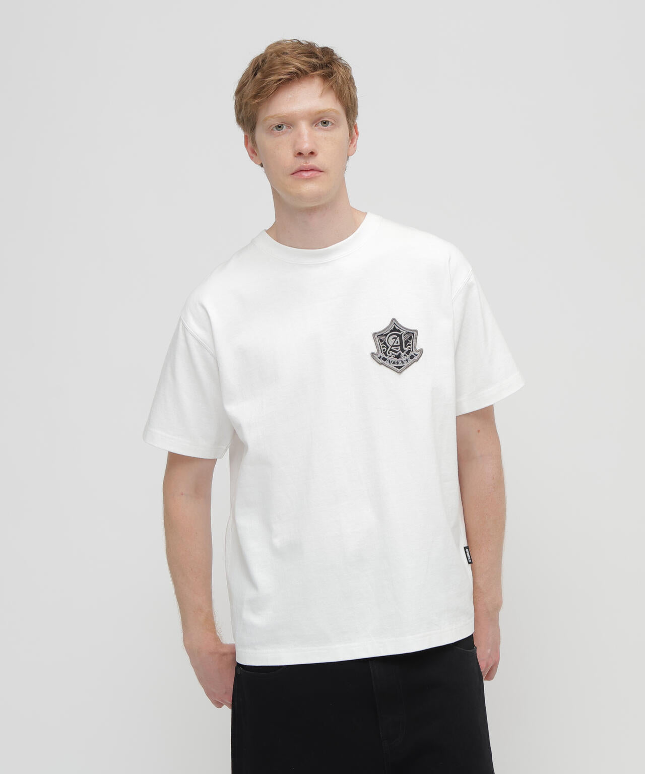 VARSITY T-SHIRT ”SELECTED AUTHORITY”