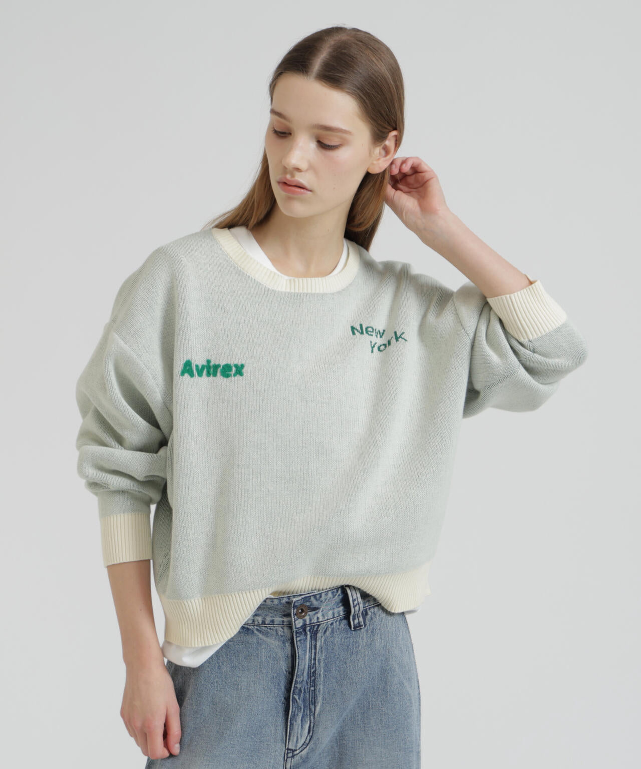【直営店限定】LOGO JACQUARD AND EMBROIDERY TOPS