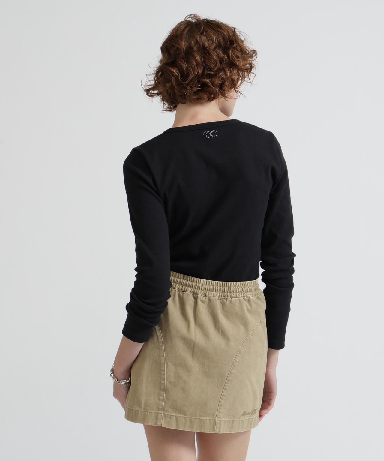 《DAILY/デイリー/WOMAN》L/S HENLEY NECK T-SHIRT