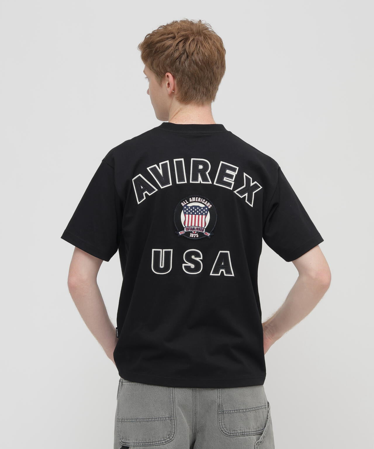 SIGNATURE VARSITY LOGO T-SHIRT