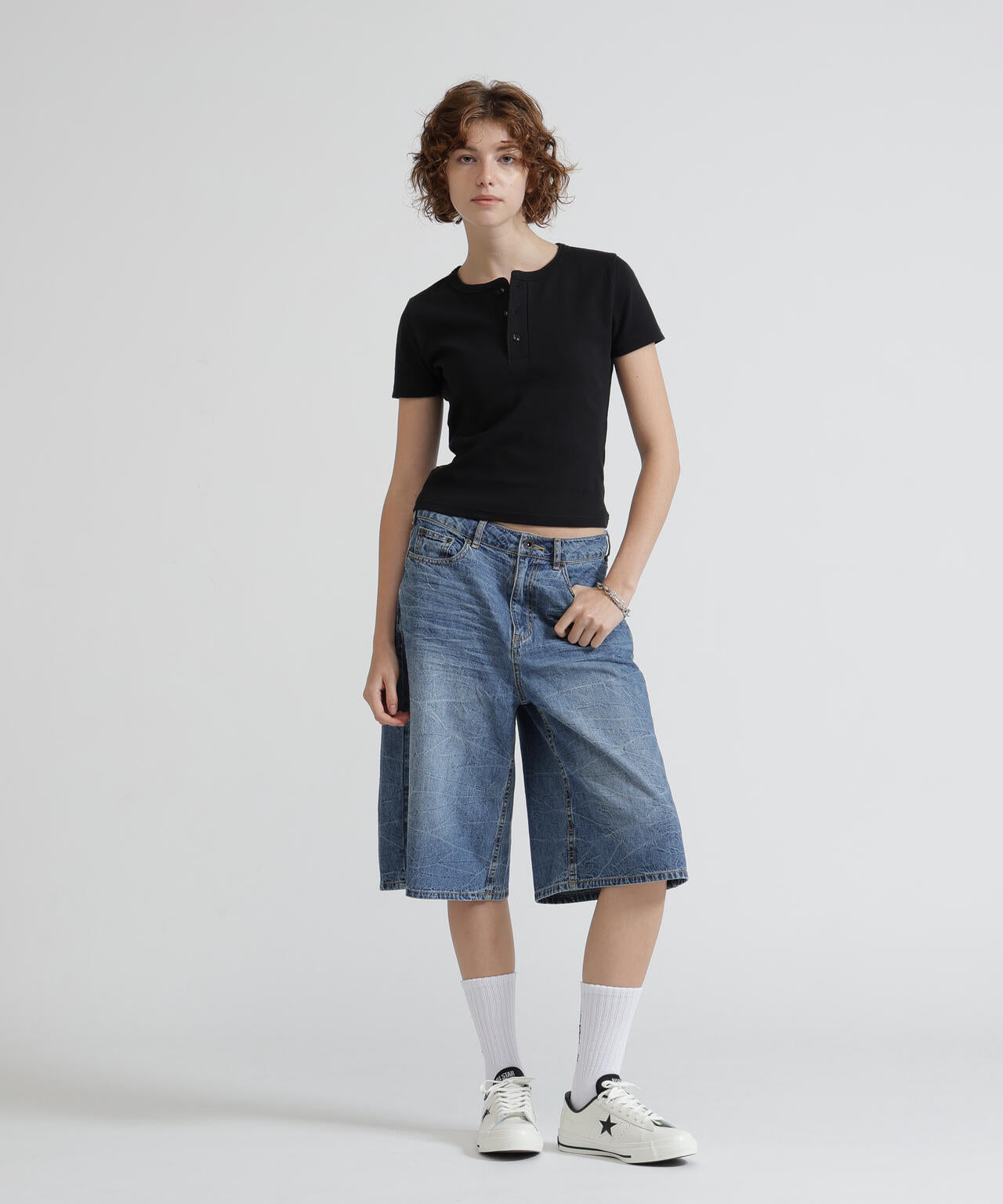《DAILY/デイリー/WOMAN》 S/S HENLEY NECK T-SHIRT