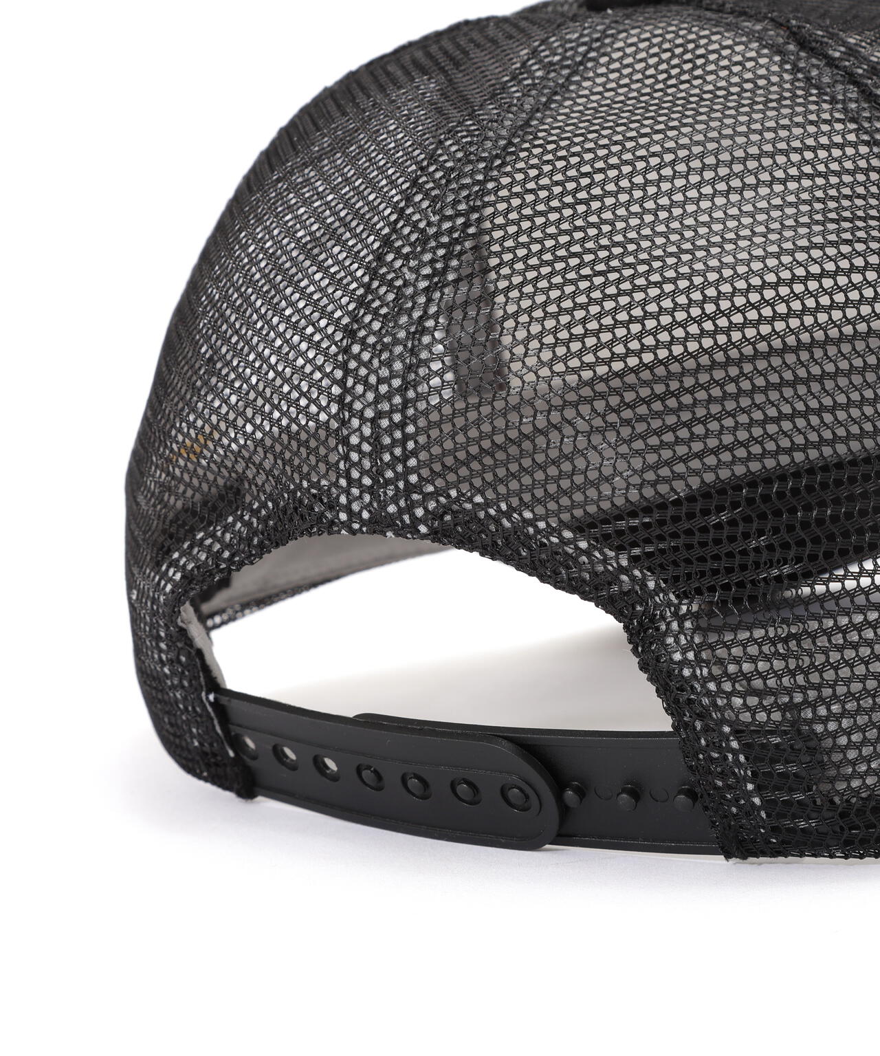 【直営店限定】RHINESTONE VARSITY LOGO MESH CAP