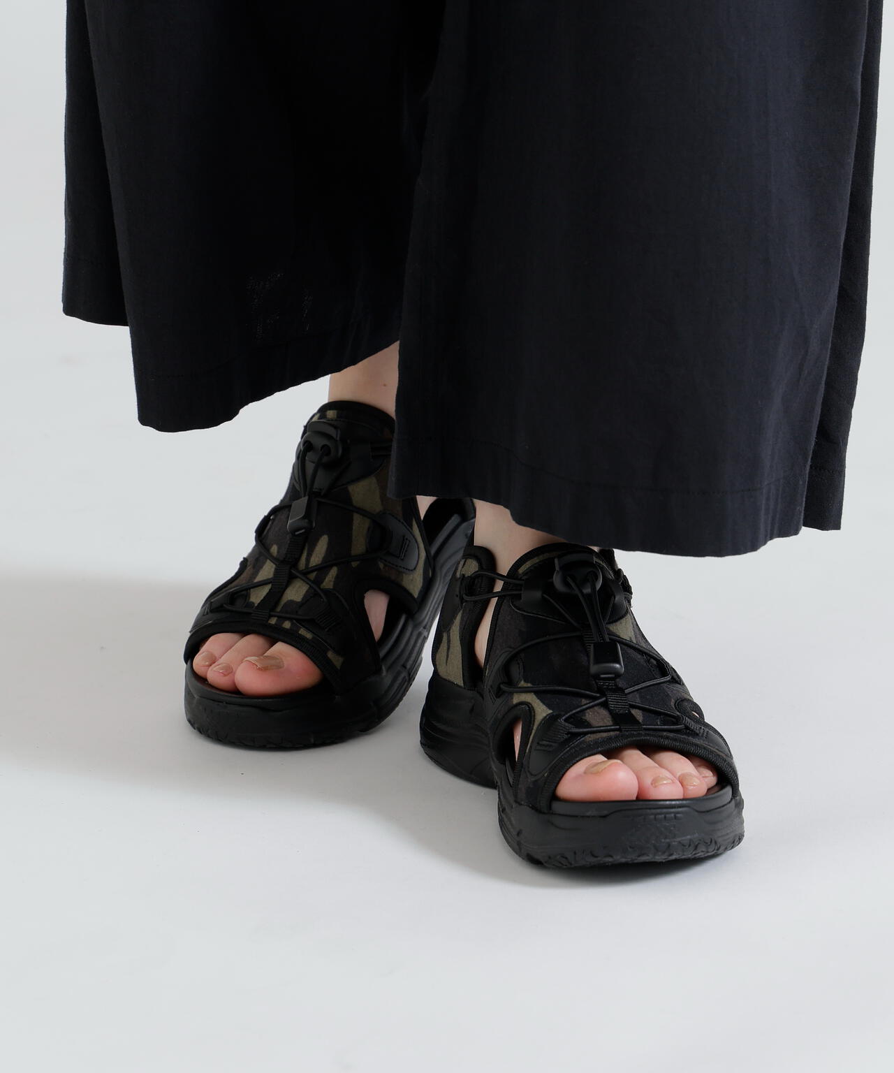 《直営店限定》SPORTY SANDAL（CAMOUFLAGE)