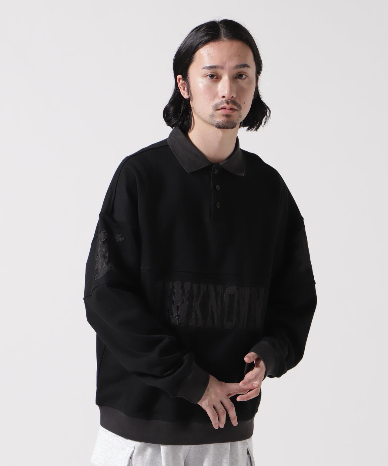 UNKNOWN LONDON/アンノウンロンドン/COLLARED CREWNECK  SWEAT