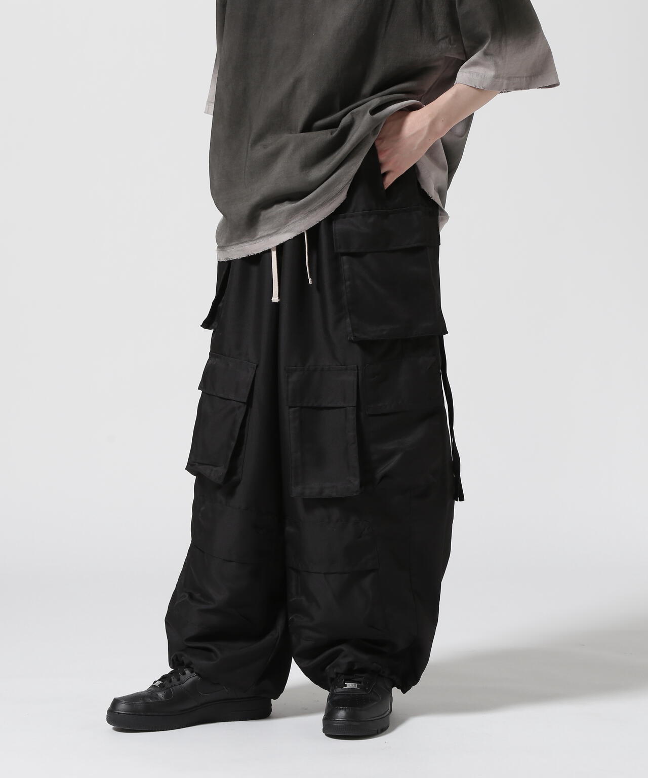 【WEB＆DEPOT限定】DankeSchon/ダンケシェーン/MULTI POCKET CARGO