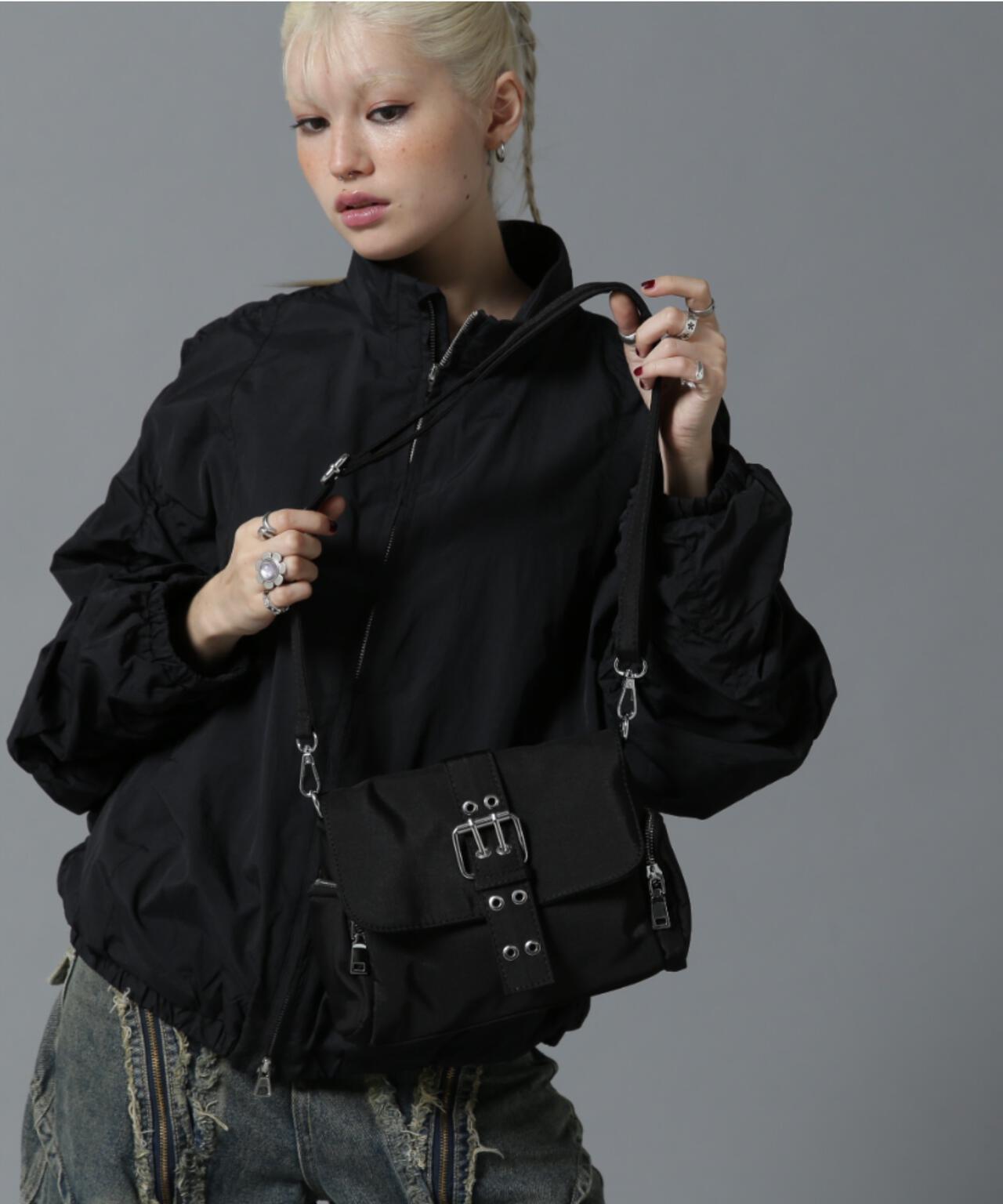 【WEB限定】SIS/エスアイエス/ベルトバックルスクエアバッグ