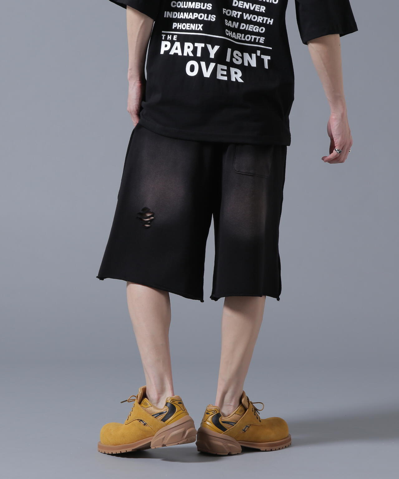 【WEB&DEPOT限定】DankeSchon/ダンケシェーン/DAMEGE SWEAT SHORTS