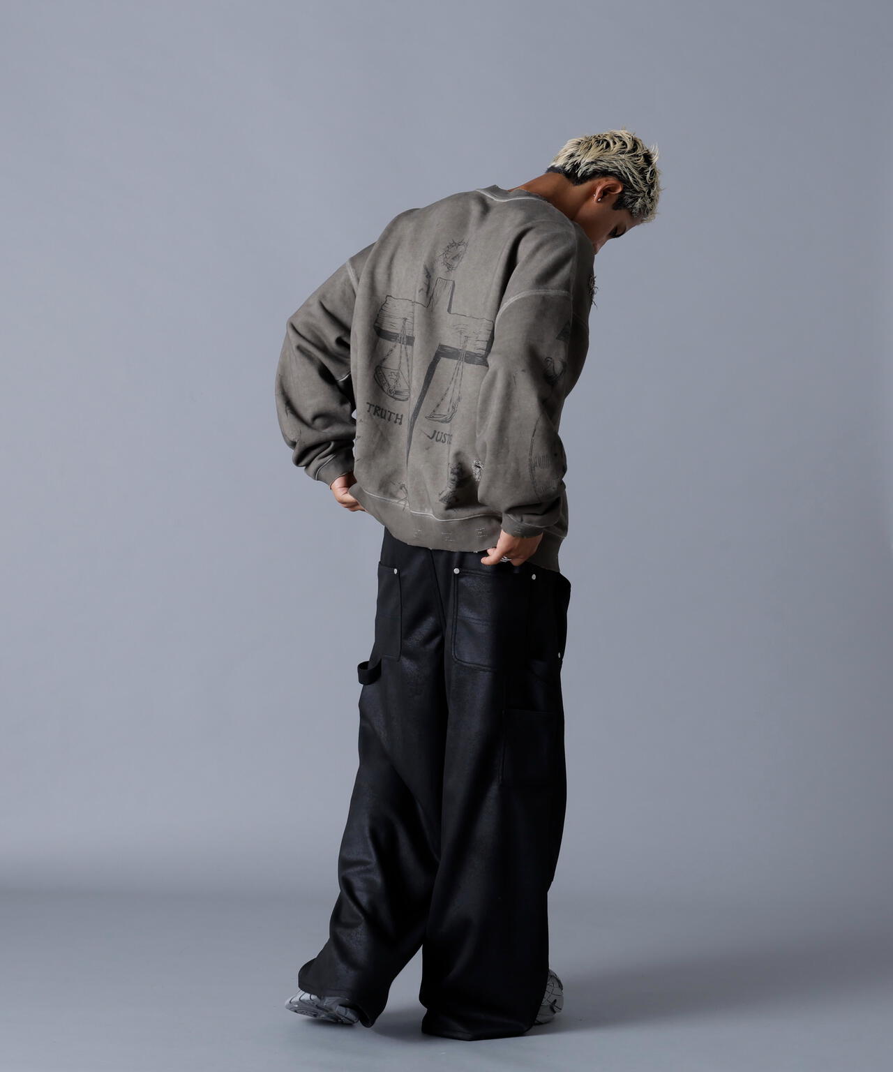 DankeSchon/ダンケシェーン/BURN CREWNECK SWEAT