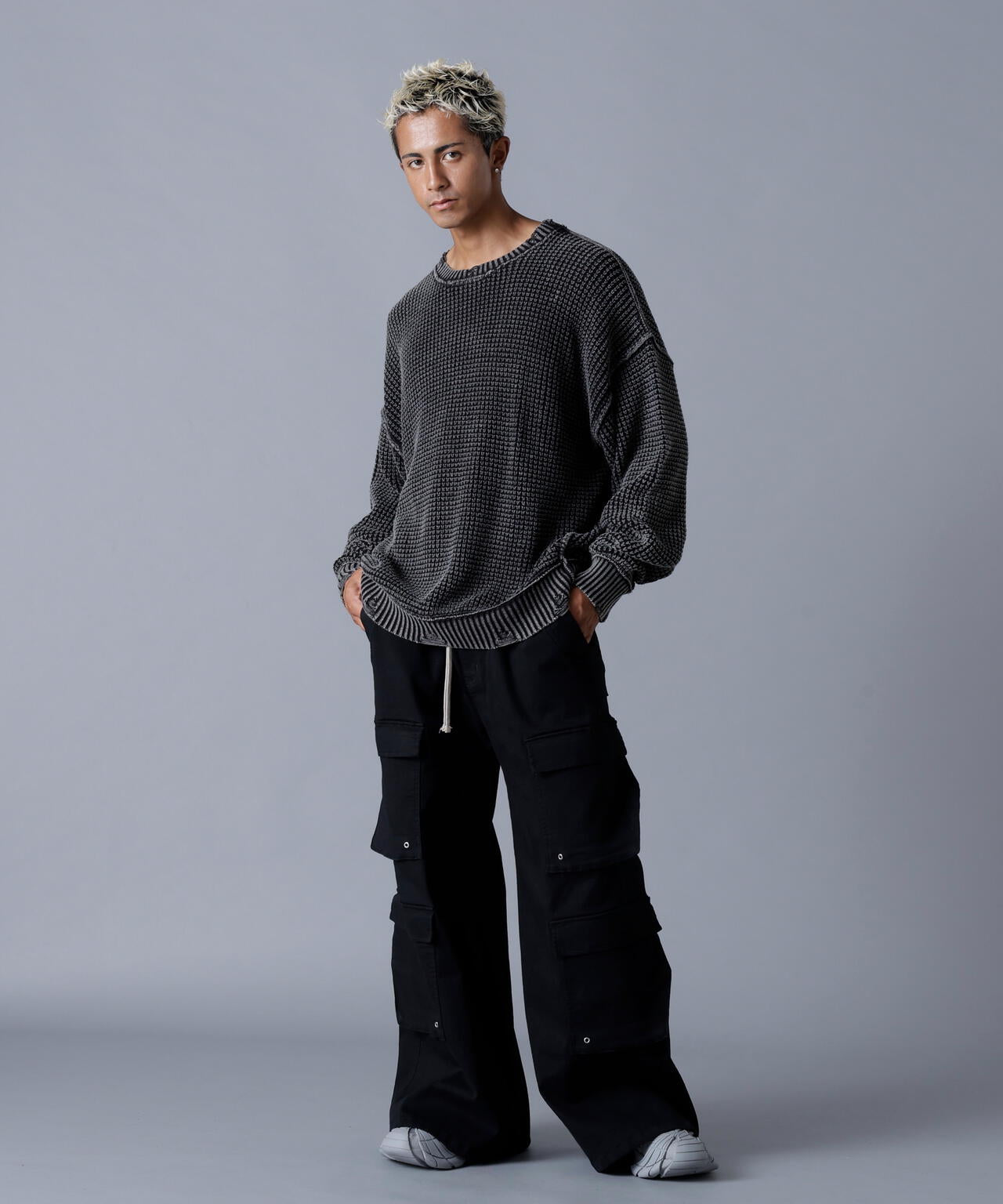 DankeSchon/ダンケシェーン/PIGMENT CHEMICAL AZE CREWNECK