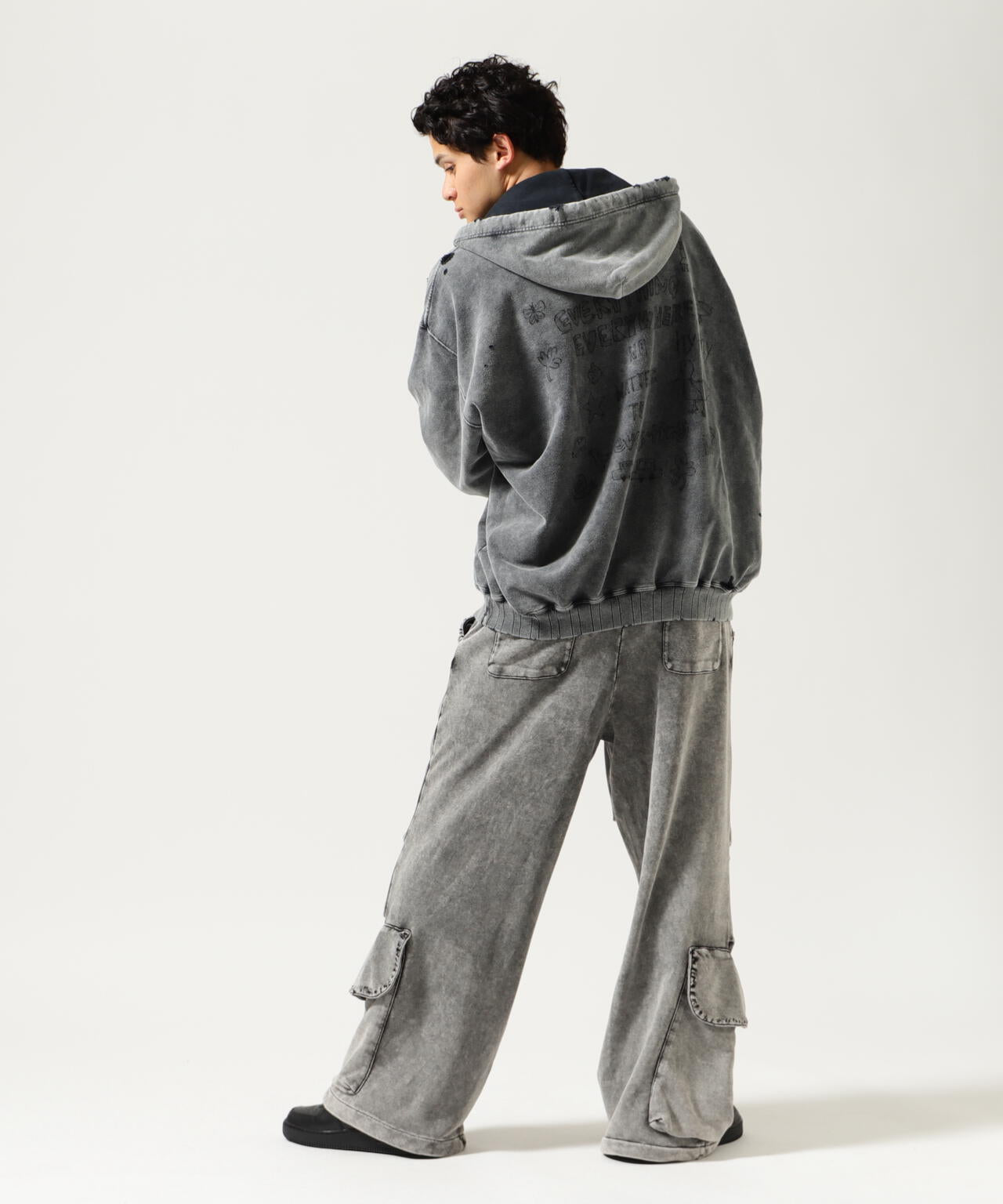 DankeSchon/ダンケシェーン/CHEMICAL SWEAT CARGO PANTS