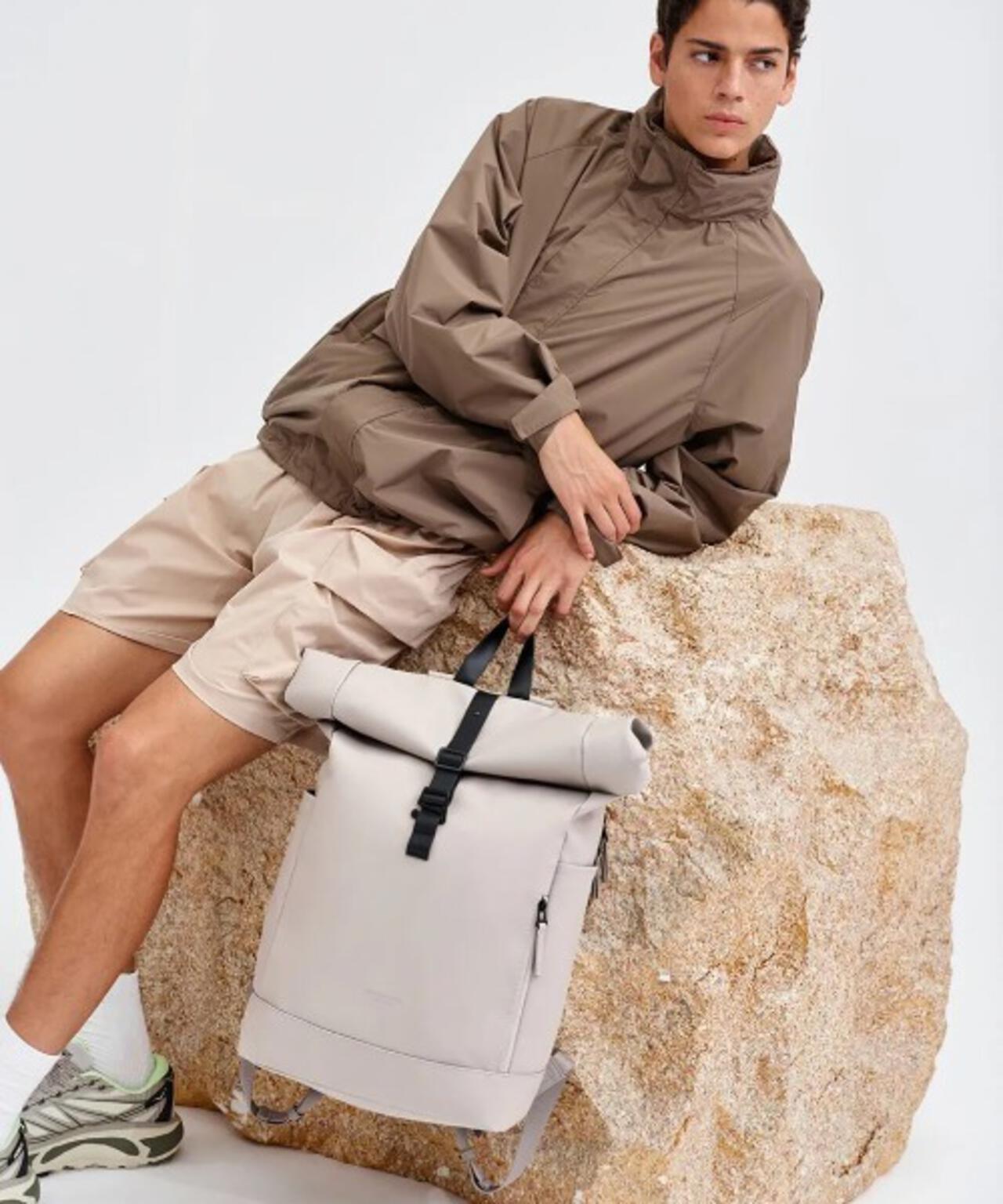 GASTON LUGA/ガストンルーガ/Splash Rolltop 16
