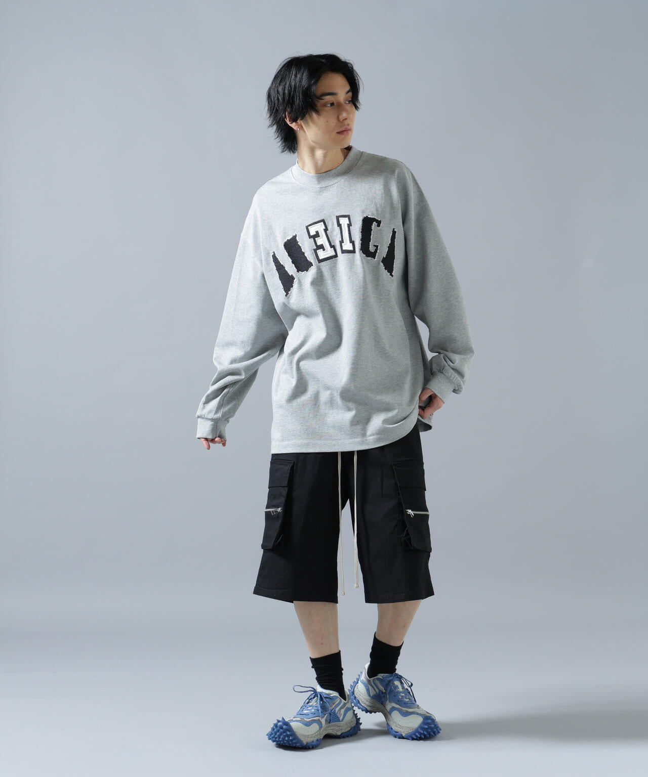 H:180cm C:88cm W:69cm H:90cm 着用サイズ：L