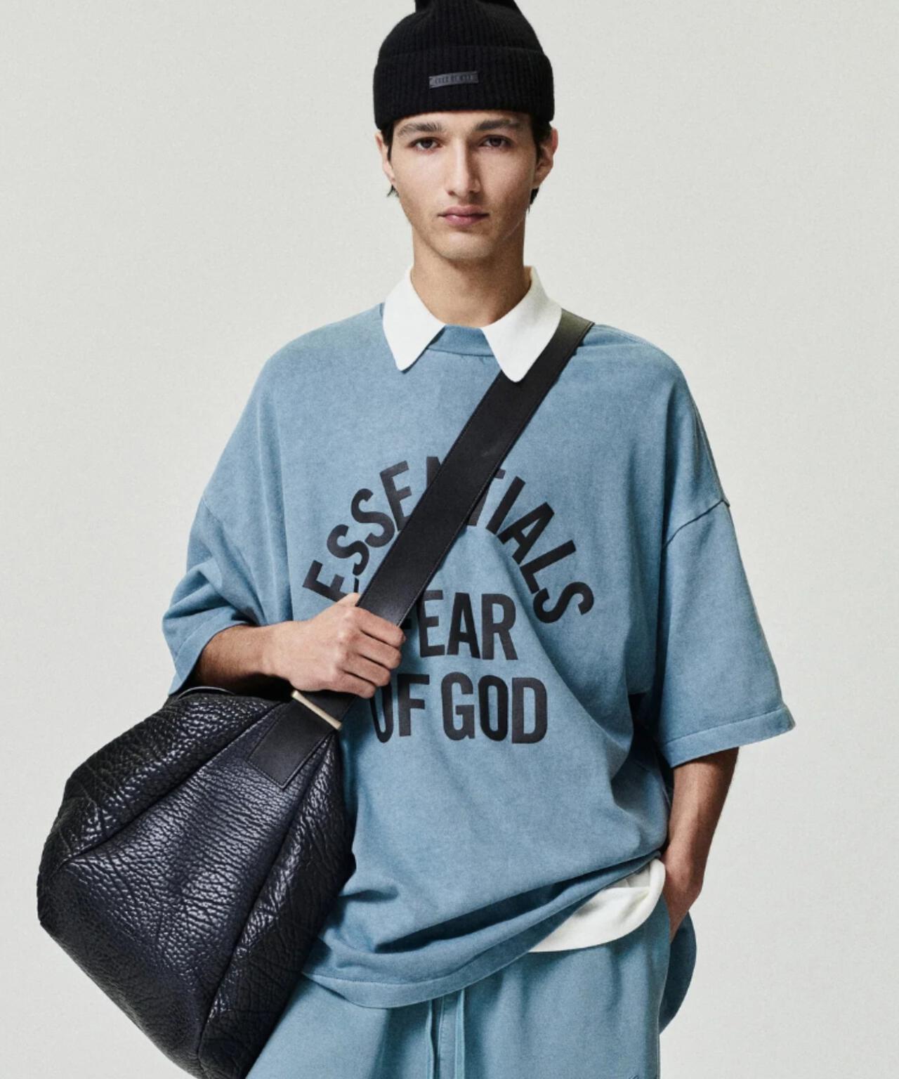 Fear of God ESSENTIALS/FOG エッセンシャルズ/CAMPUS 90s SHORT SLEEVE TEE