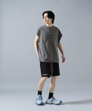 H:180cm C:88cm W:69cm H:90cm 着用サイズ：L