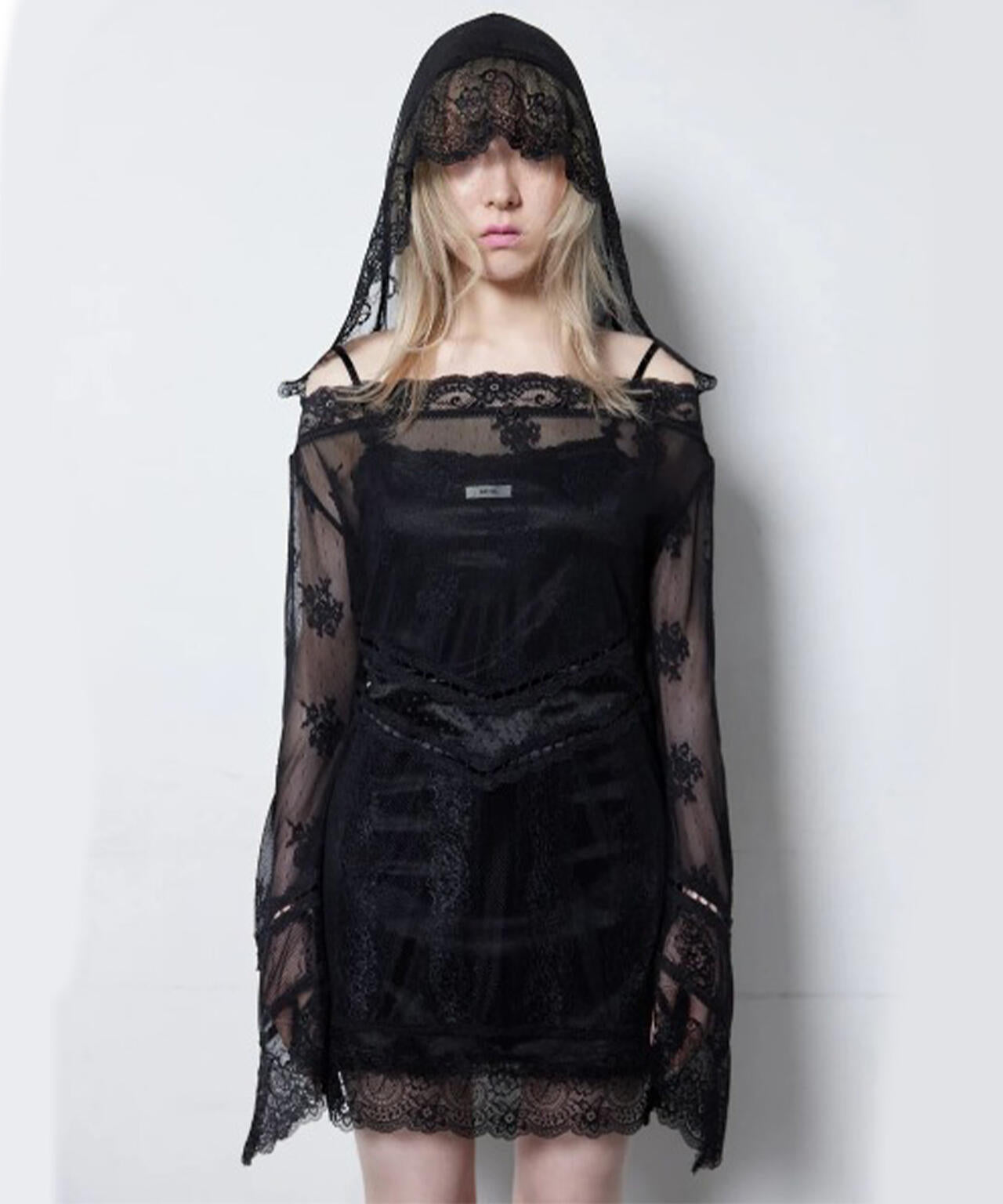 neith./ネイス/Veil-Offshoulder Dress