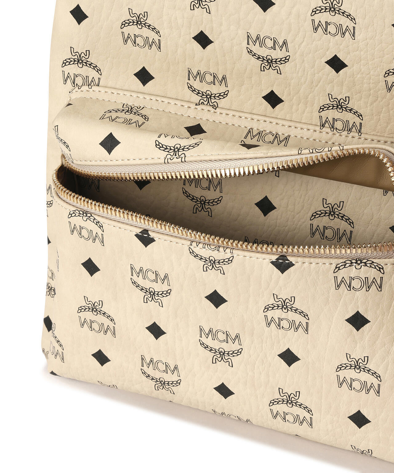 MCM/エムシーエム/Stark SideStuds Backpack MED