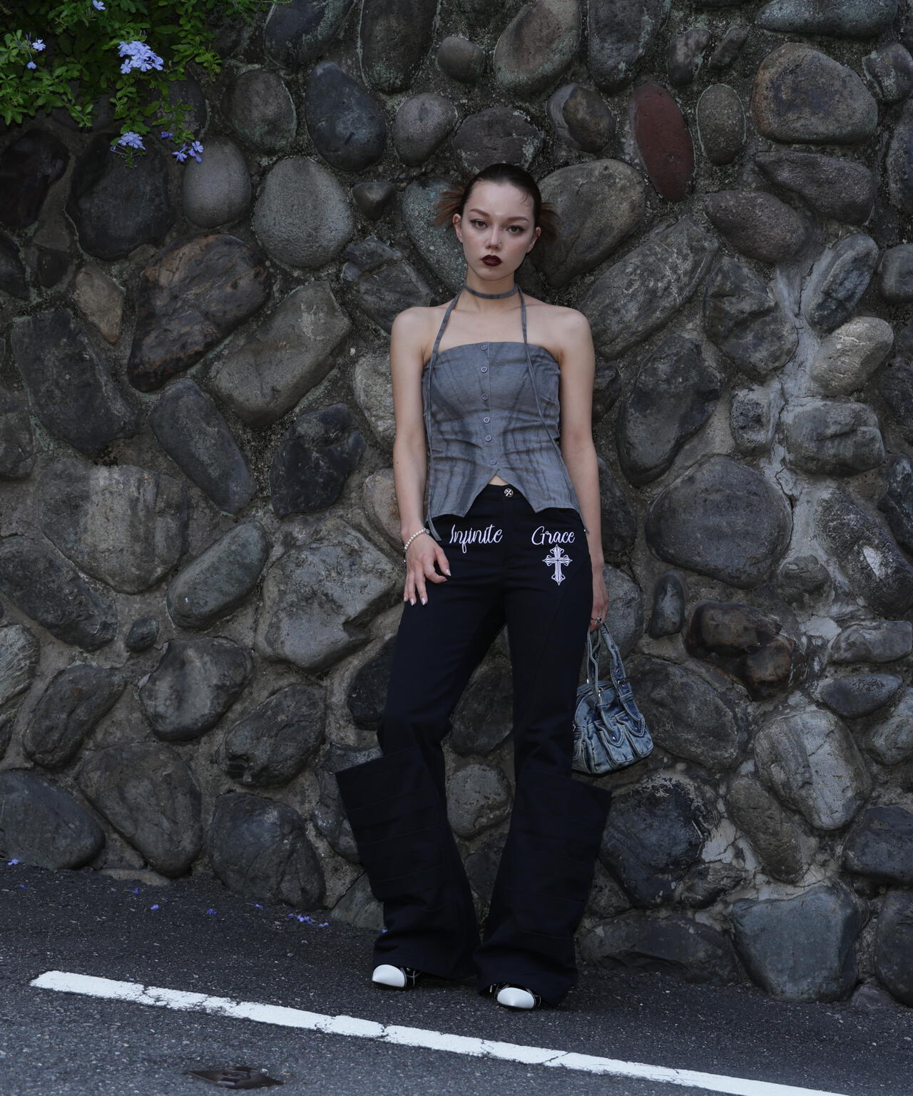 MAVYTH/メヴィス/CROSS FLARE TUCK PANTS