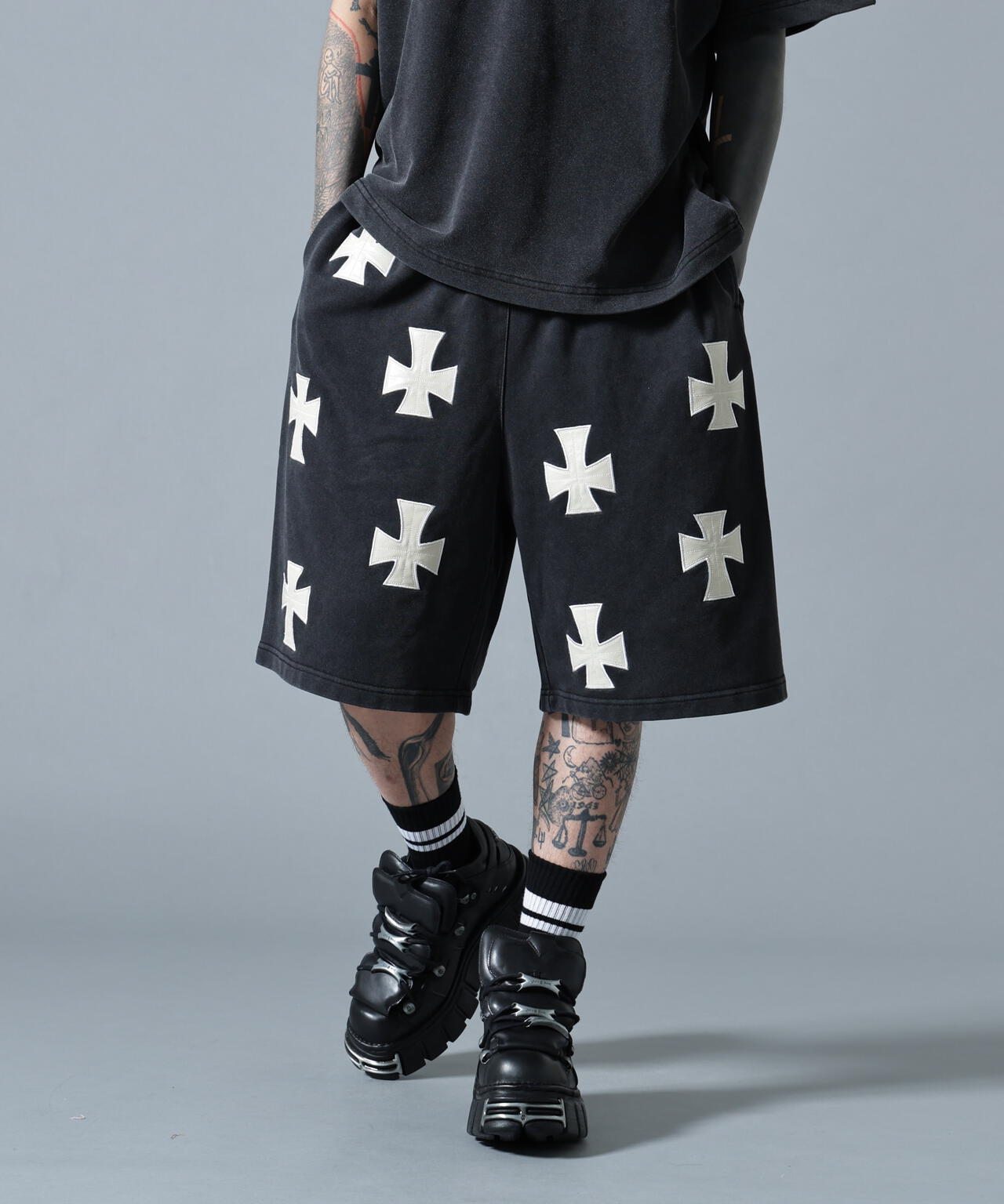 UNKNOWNLONDON/アンノウンロンドン/【LHP EXCLUSIVE】LEATHER CROSS BUGGY SHORTS