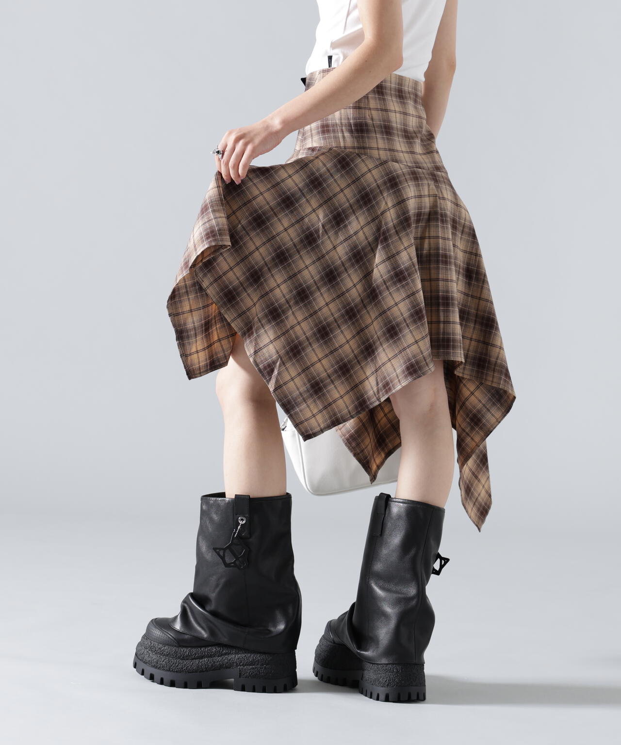 MAVYTH/メヴィス/TROMPEIL CHECK SKIRT