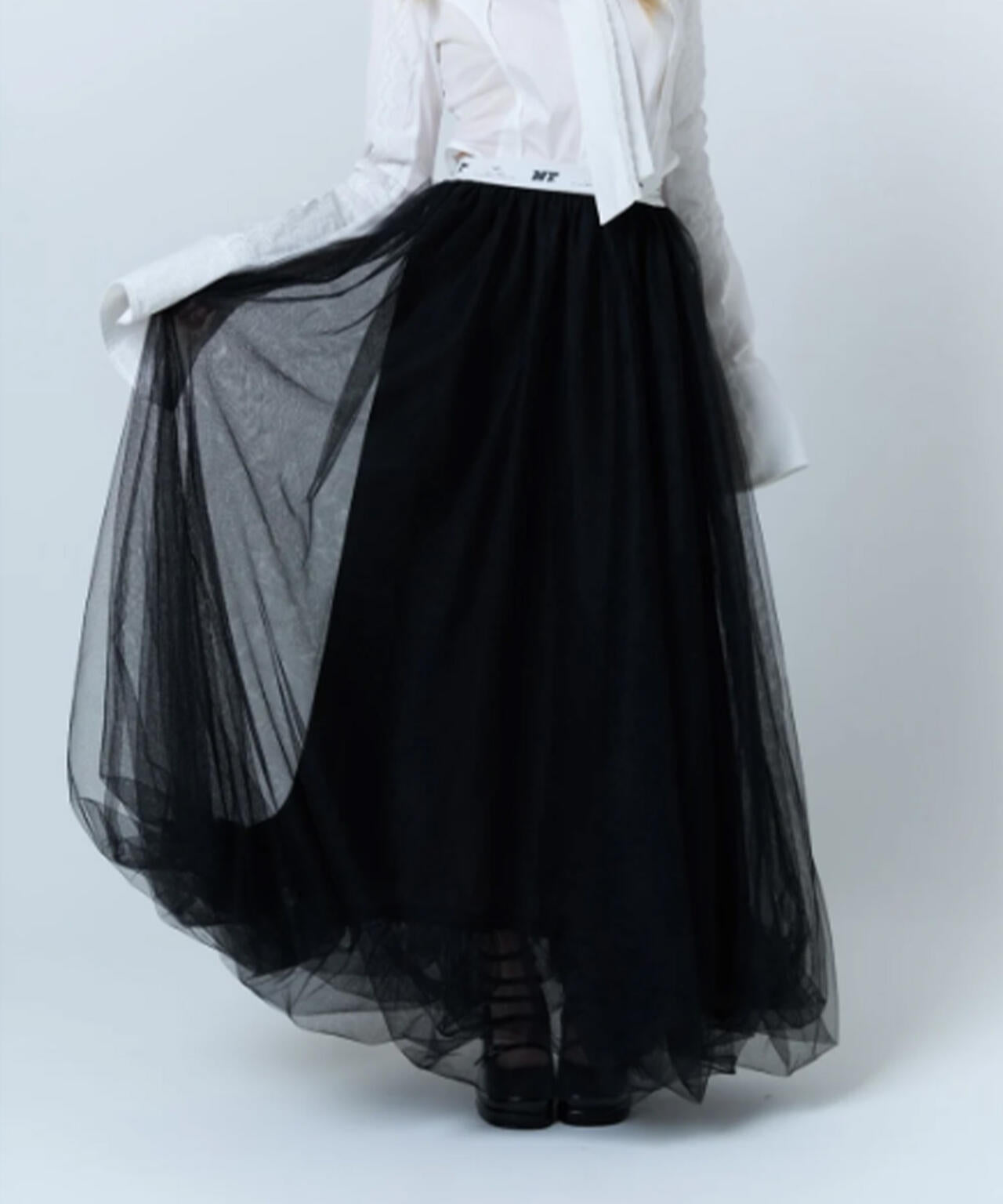 neith./ネイス/Tulle Bare Dress
