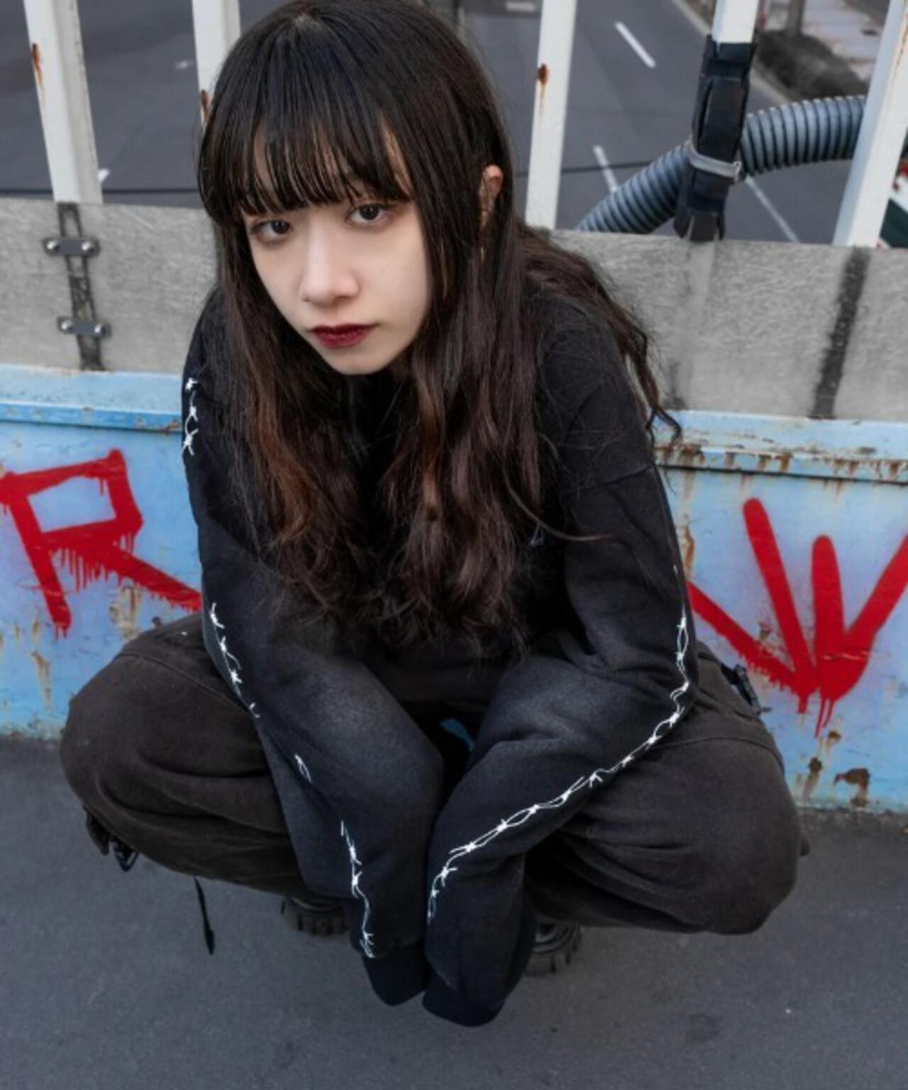 gibous/ギボス/snake cross trainer