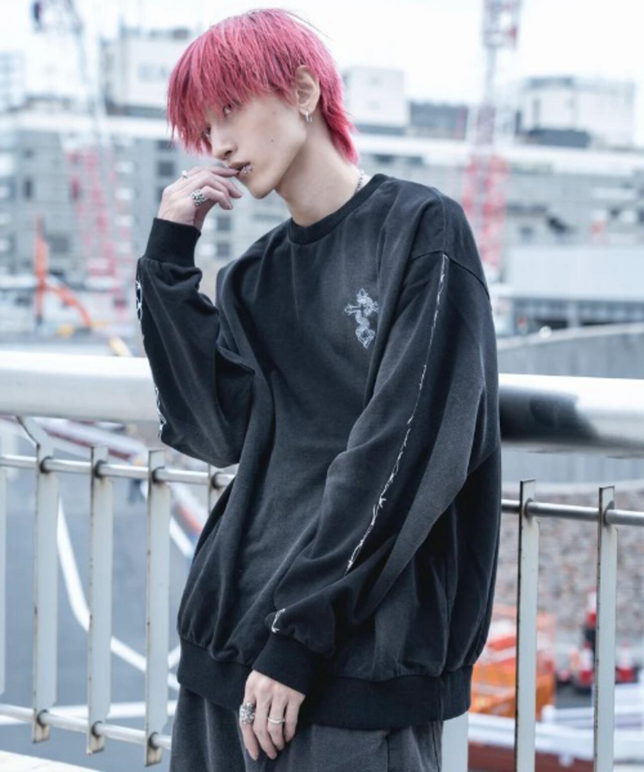gibous/ギボス/snake cross trainer