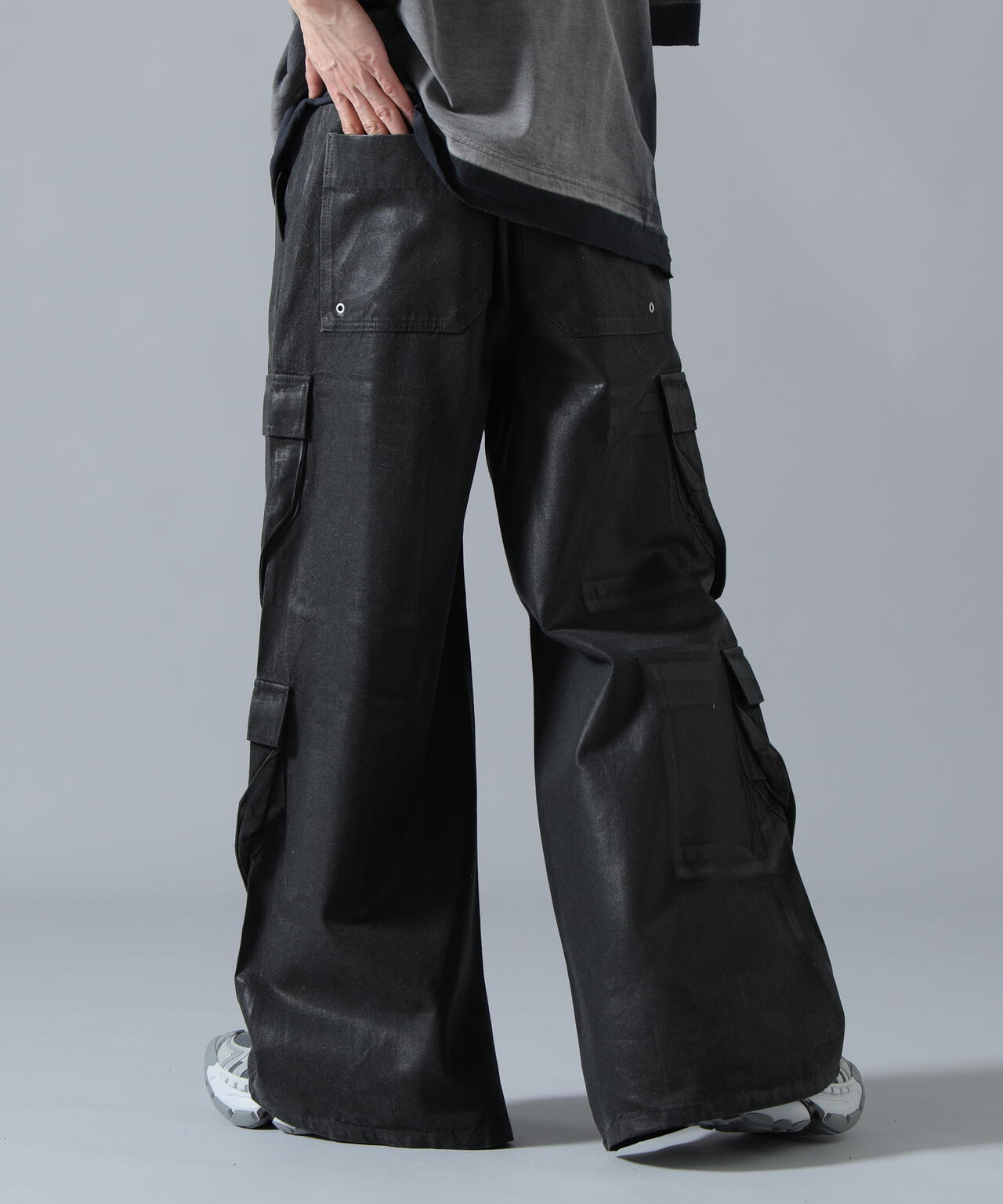 DankeSchon/ダンケシェーン/11oz RABBER COATED FLARE CARGO PANTS