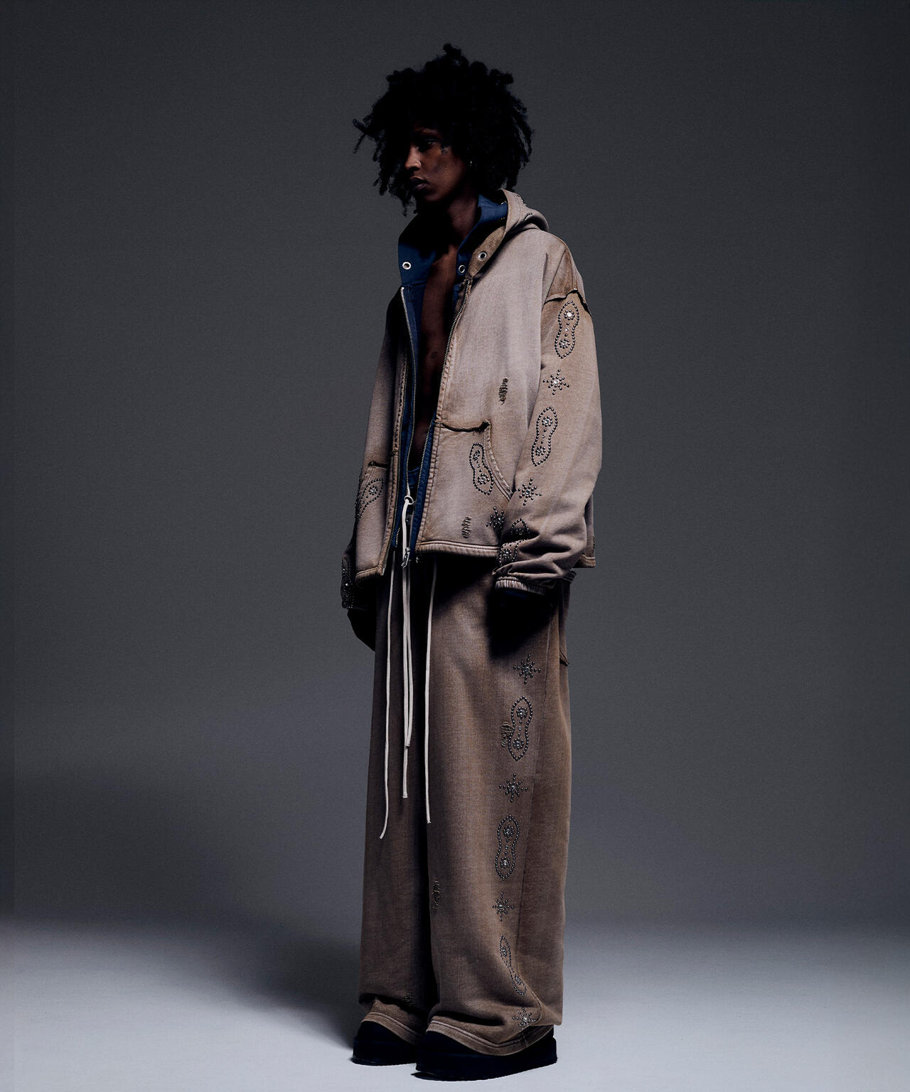 DankeSchon/ダンケシェーン/STUDS SWEAT BAGGY PANTS
