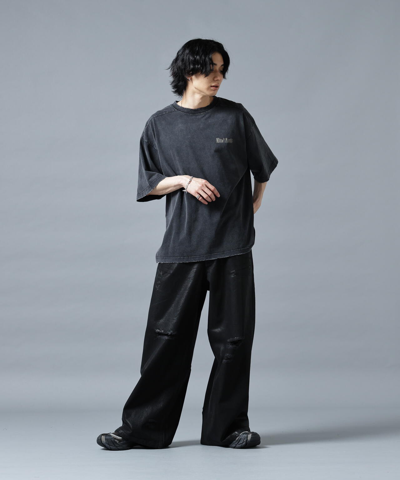H:180cm C:88cm W:69cm H:90cm 着用サイズ：L