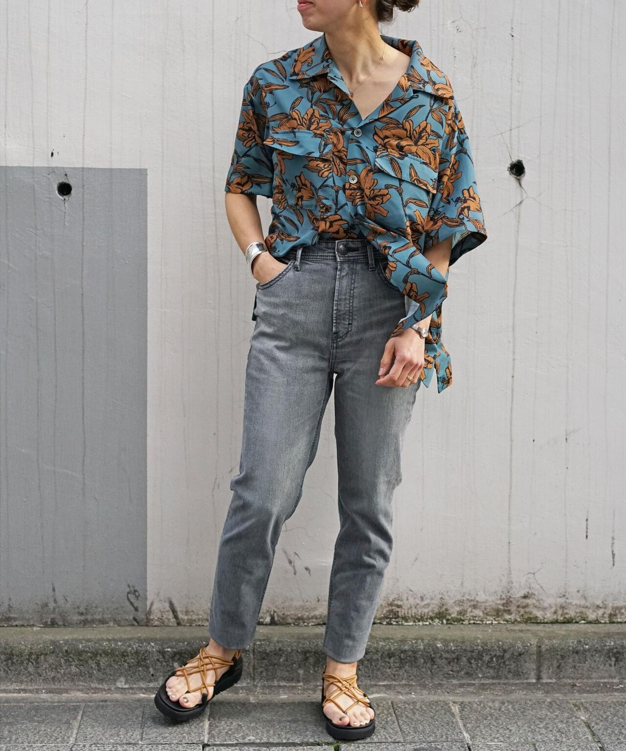 DROIT BELLO（ドロイトベロ）別注フラワープリントシャツ