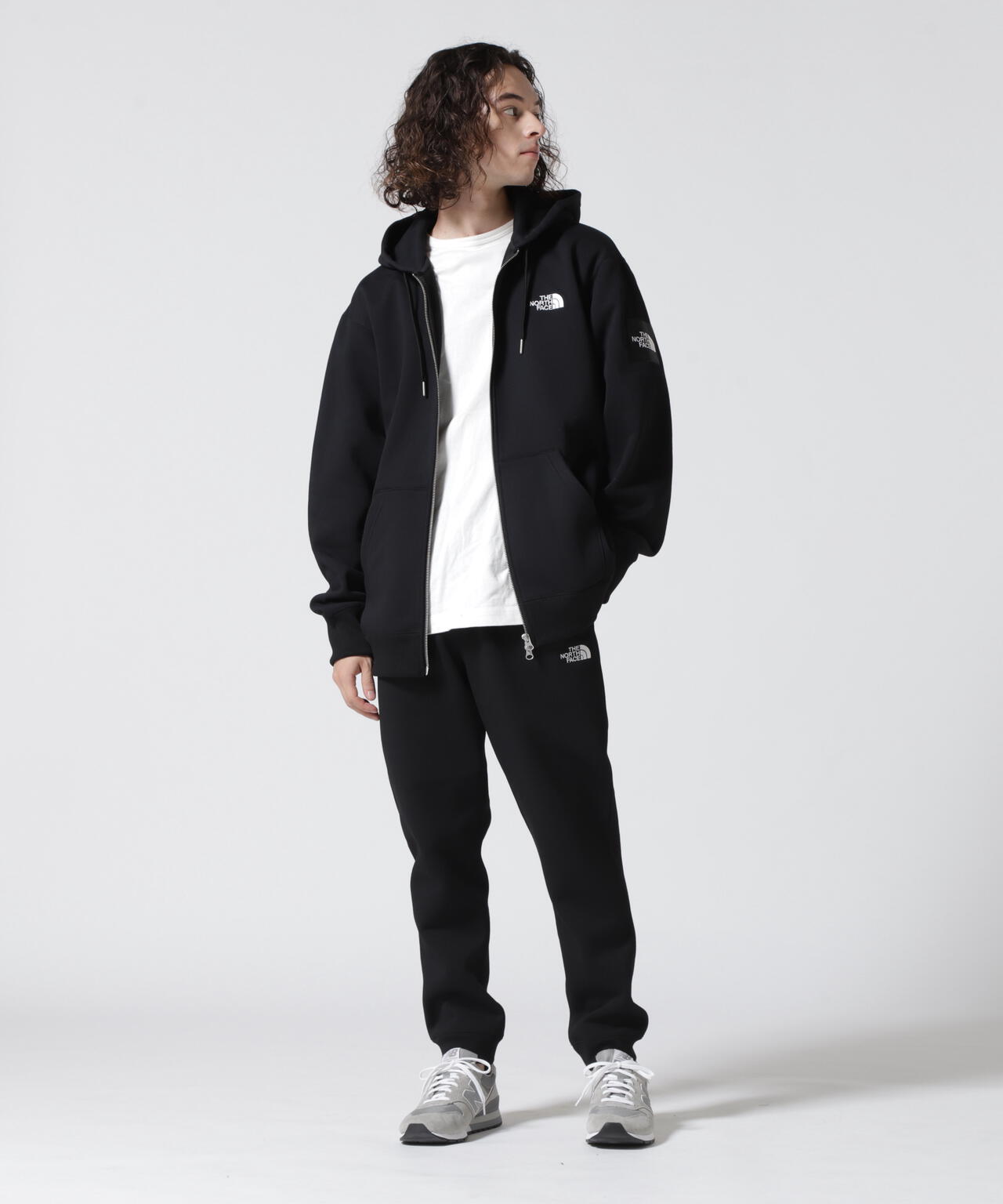 THE NORTH FACE(ザ・ノースフェイス)　Square Logo Full Zip スクエアロゴフルジップ NT62232