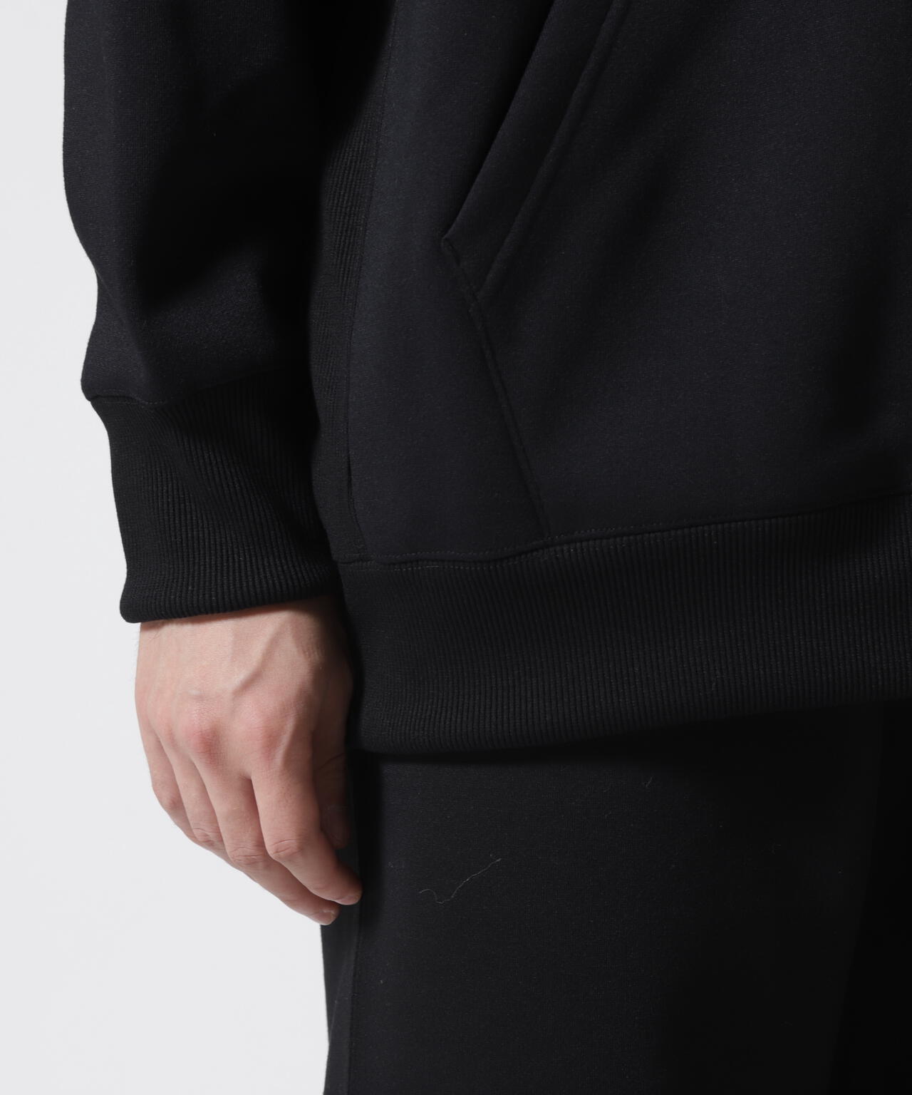 THE NORTH FACE(ザ・ノースフェイス)　Square Logo Full Zip スクエアロゴフルジップ NT62232
