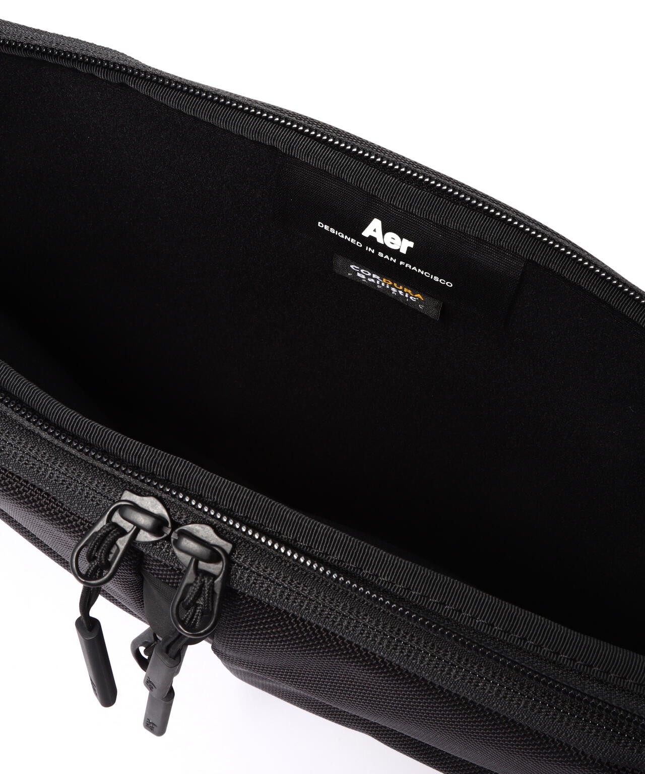 Aer（エアー）Tech Folio 13' Black ラップトップケース/パソコンケース