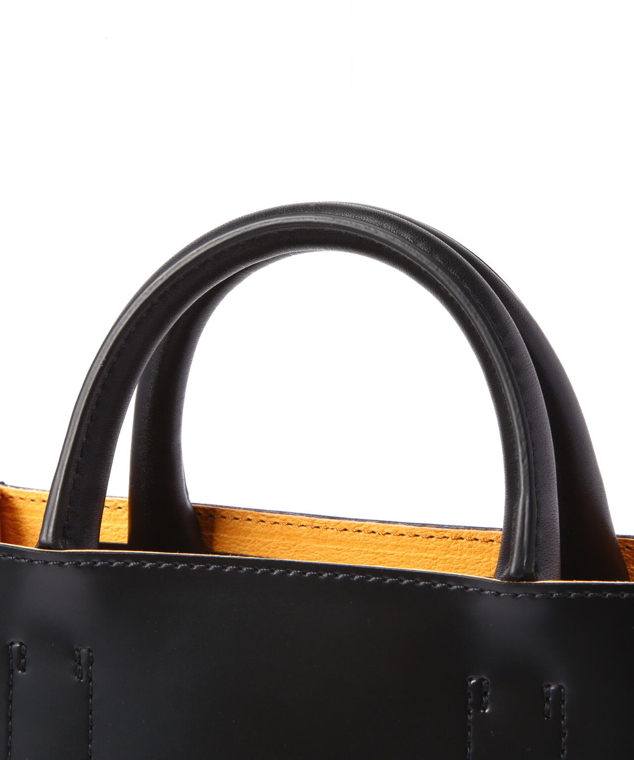 Courtney Orla(コートニーオーラ) CURVE TOTE S