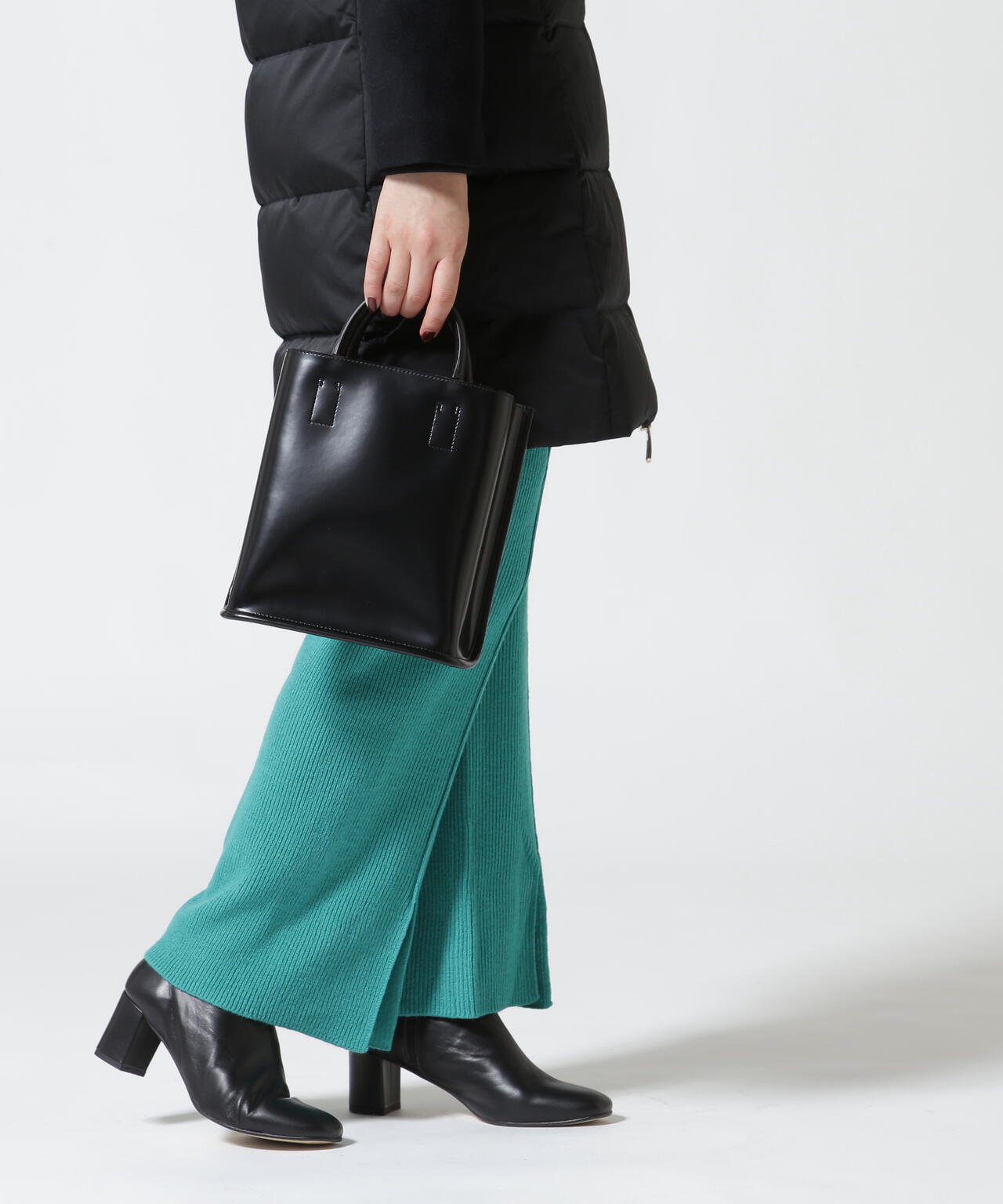 Courtney Orla(コートニーオーラ) CURVE TOTE S