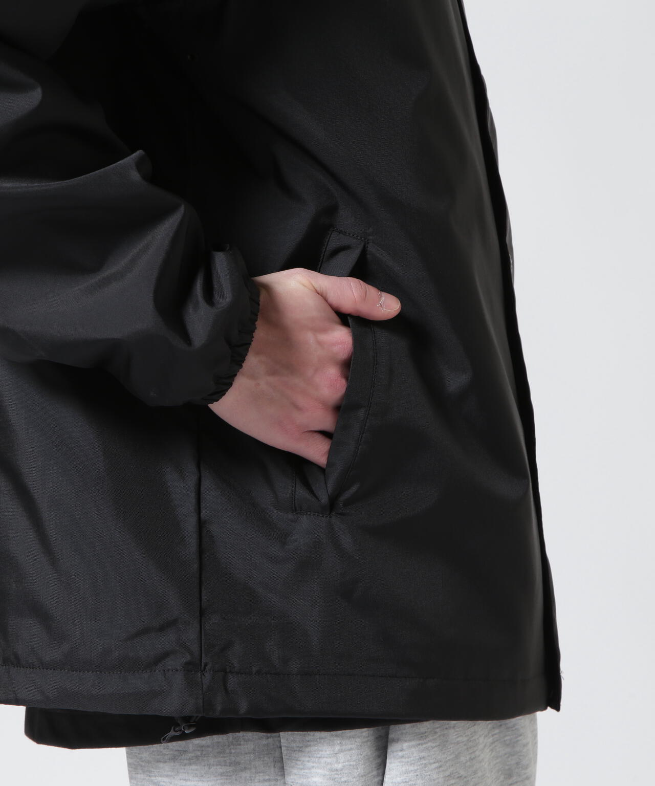 THE NORTH FACE/ The Coach Jacket NP72130