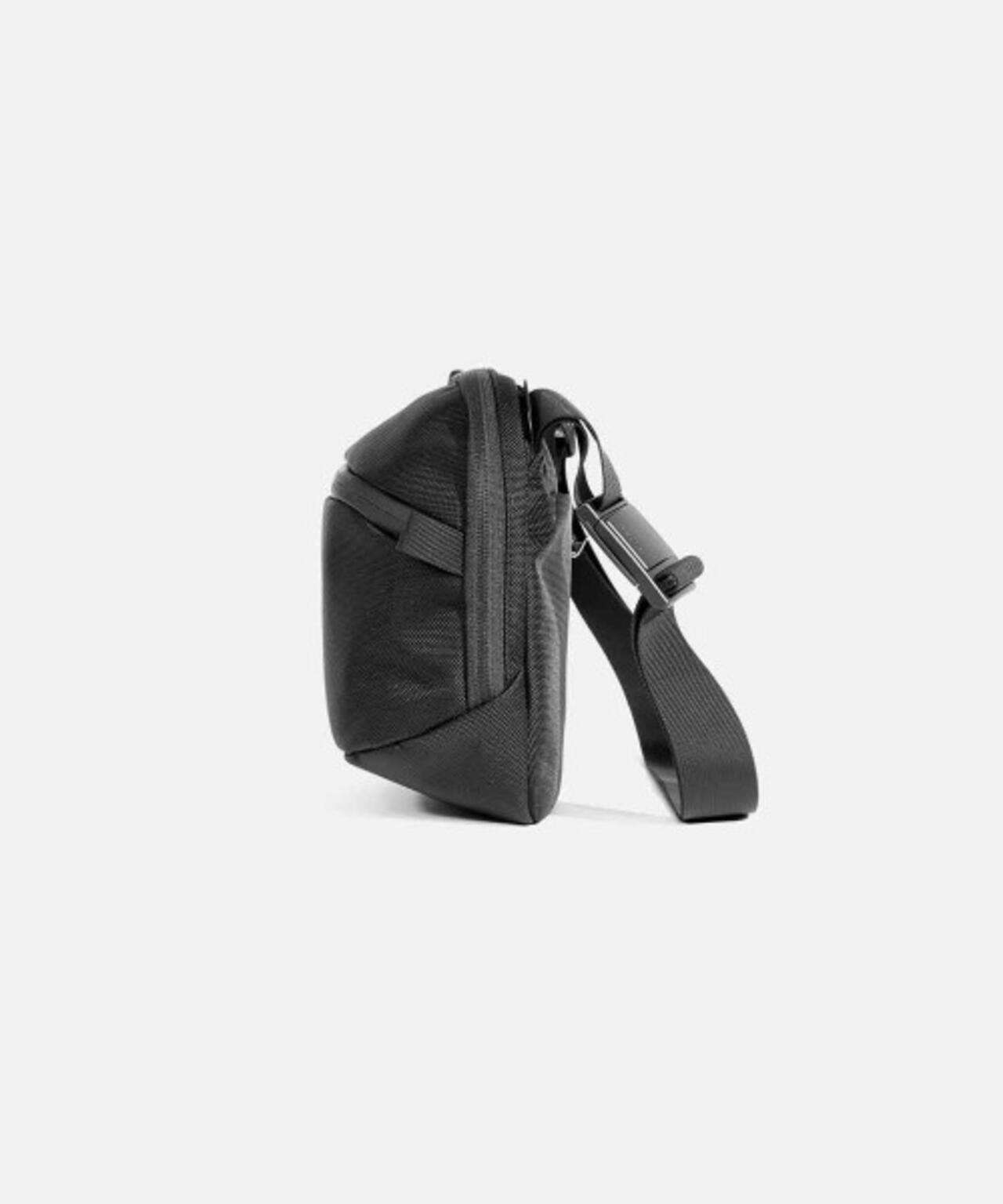 Aer（エアー）Day Sling 3 Max BLACK